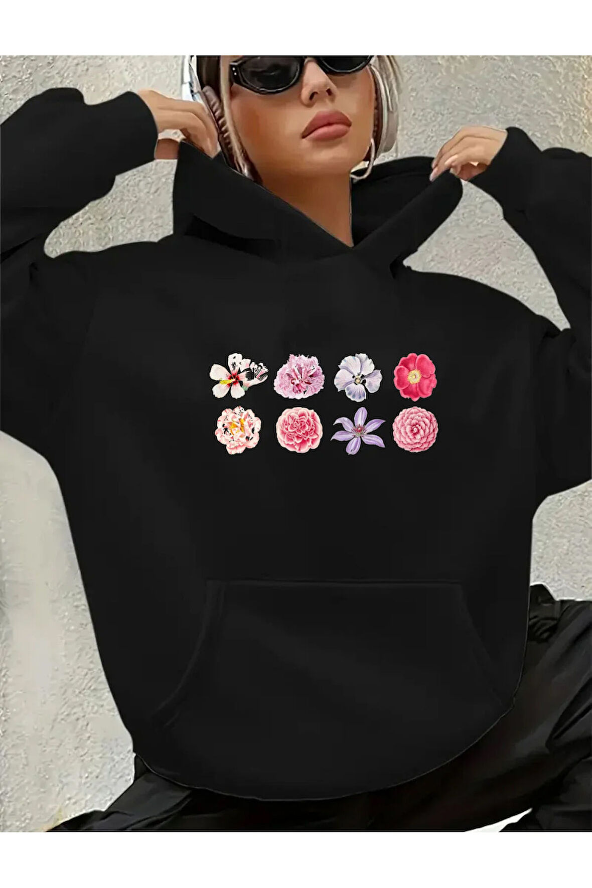 Çiçekler Baskılı İçi Polarlı Kapüşonlu Sweatshirt