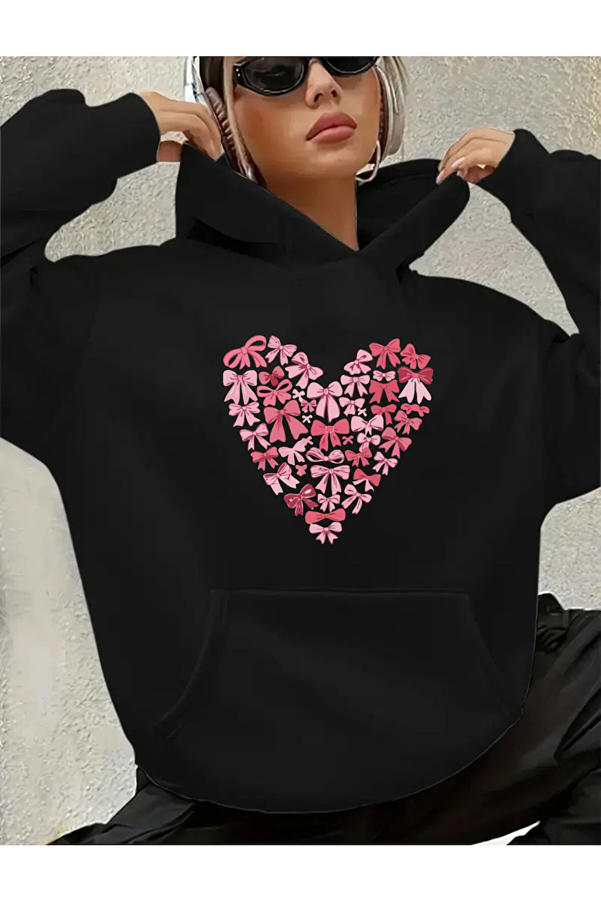 Kalp Fiyonk Baskılı İçi Polarlı Kapüşonlu Sweatshirt