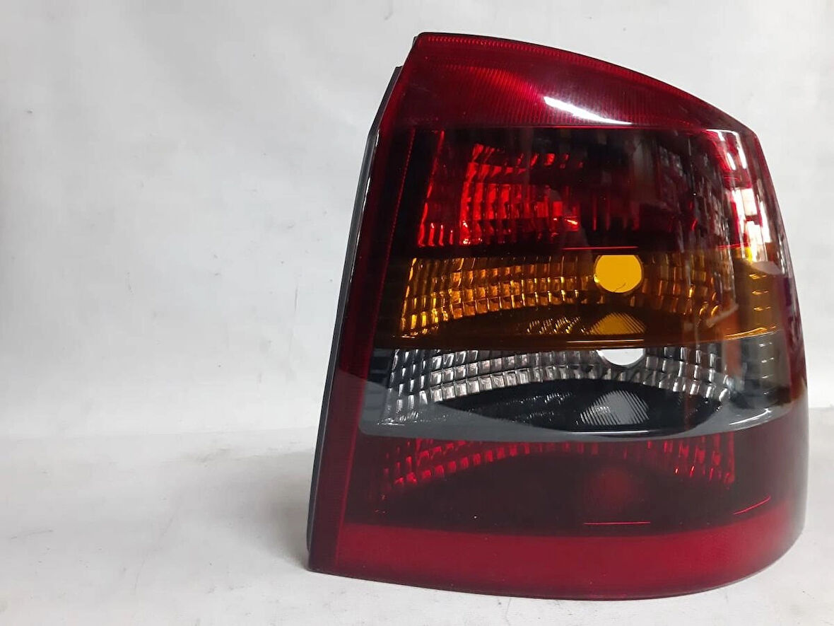 Orjinal Parça Orjinal Marka Opel Astra 2002-2006 Hatchback Stop Lambası SAĞ Seima magnetti marelli