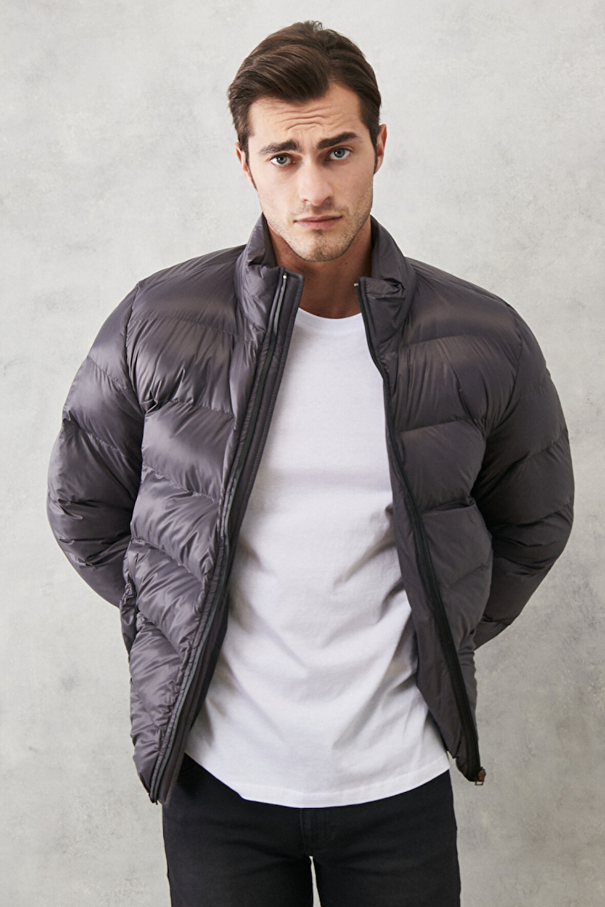 Standart Fit Soğuk Geçirmez Casual Mont
