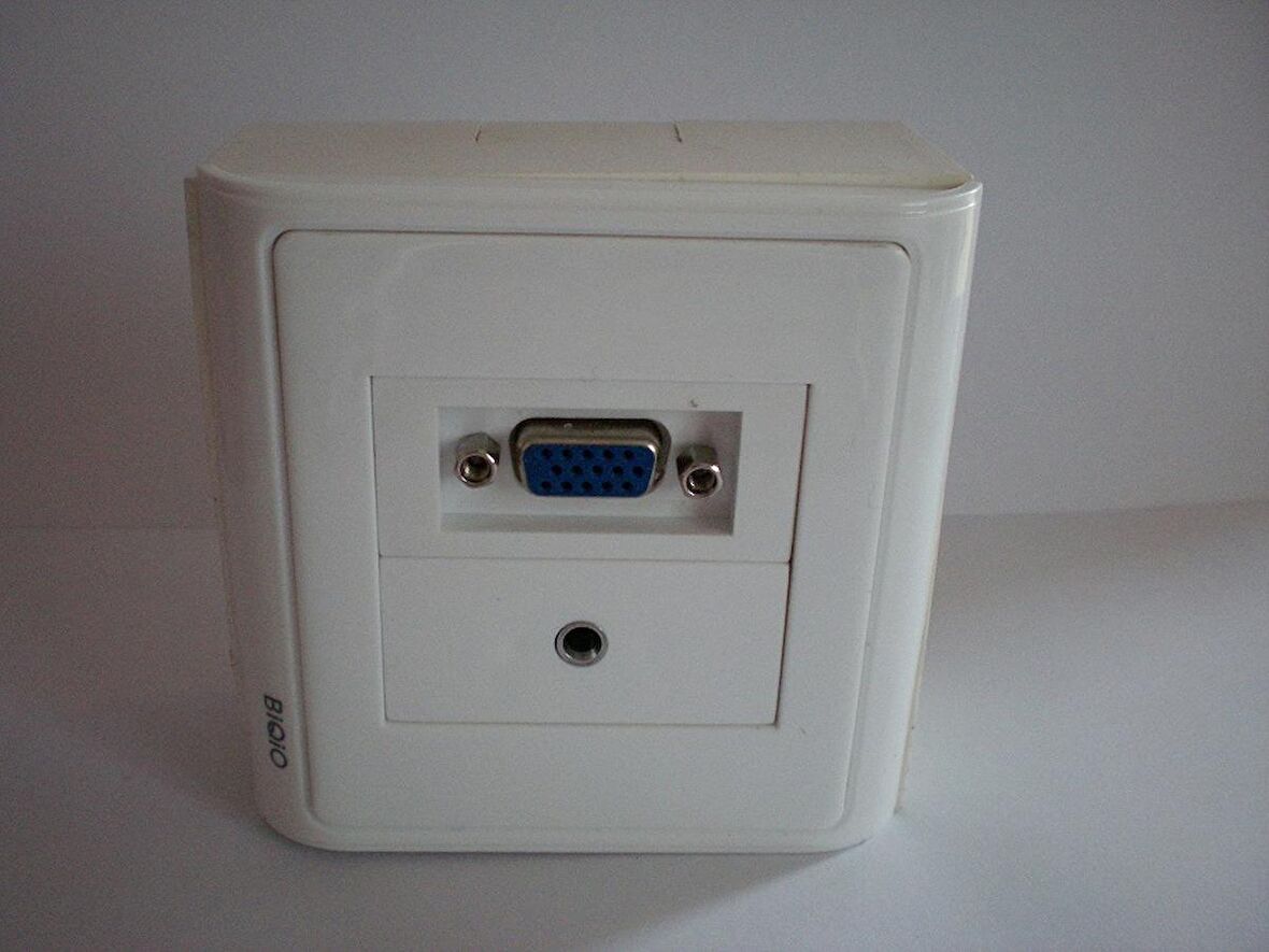Vga+Audio Duvar Prizi