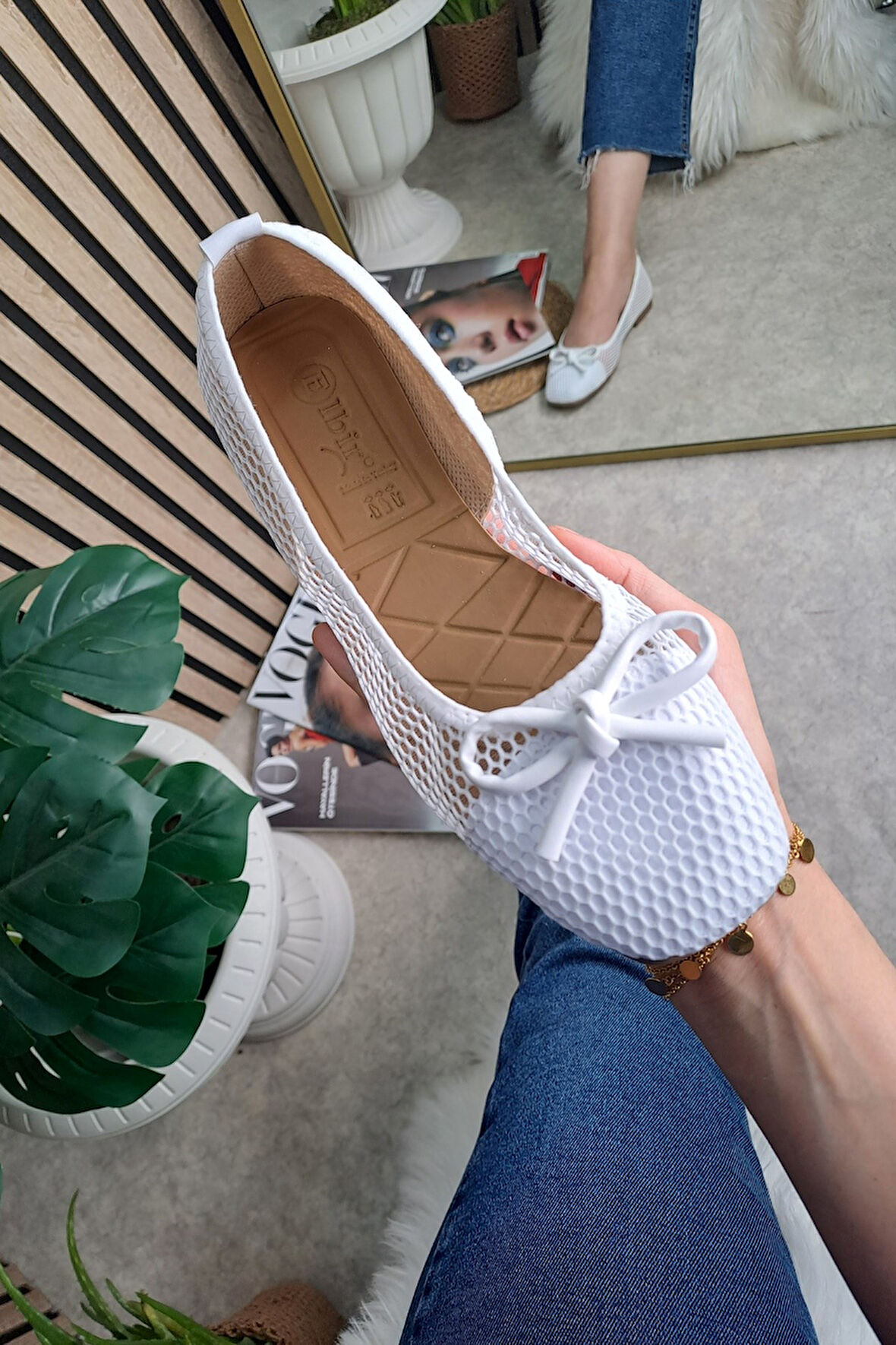 Günlük Kadın Babet Ayarlanabilir Tokalı Tek Bant Kısa Topuk Küt Burun Taşlı Ayakkabı 287