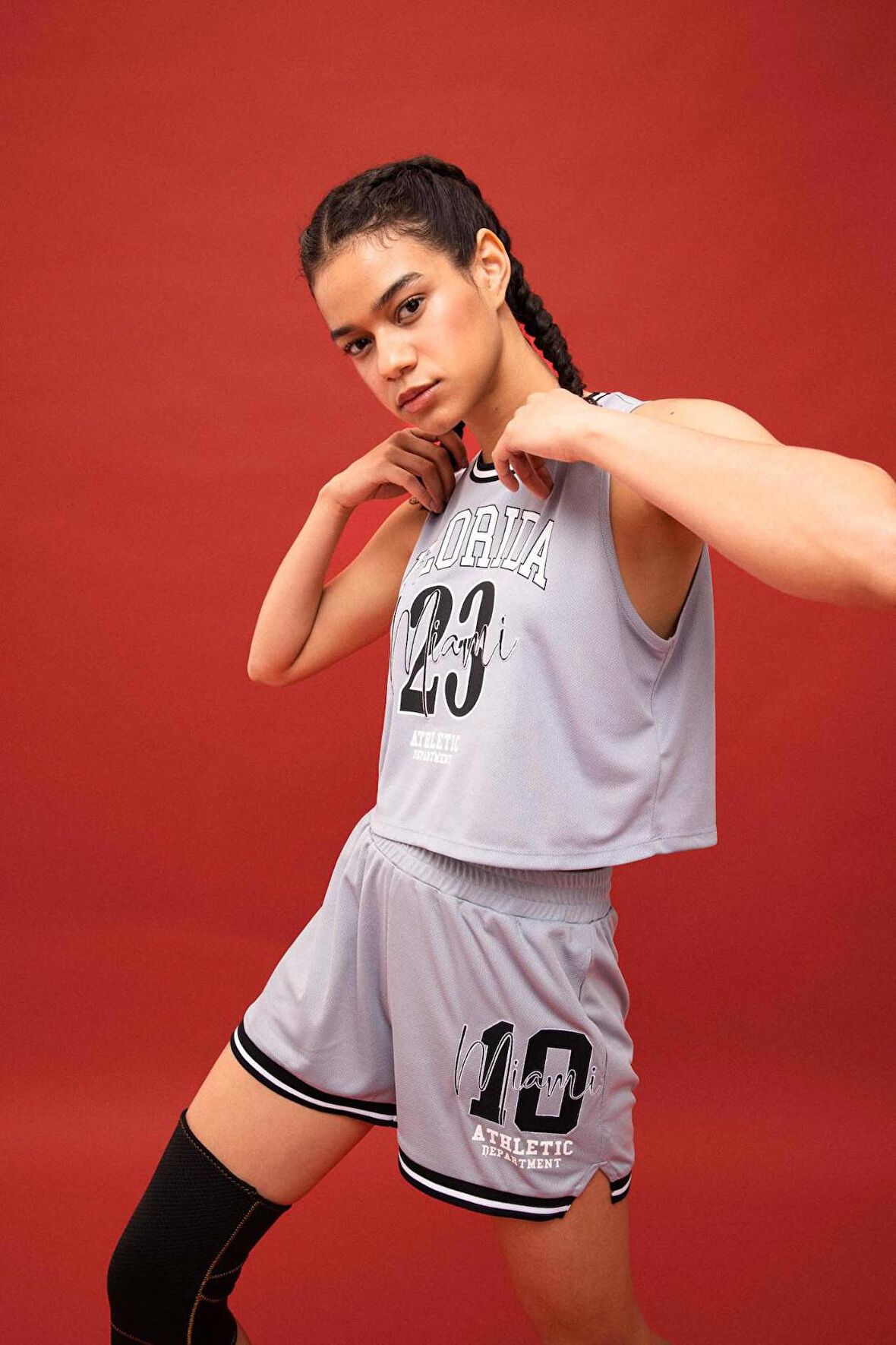 DeFactoFit Crop Bisiklet Yaka Baskılı Sporcu Atlet B8969AX24SMGR445