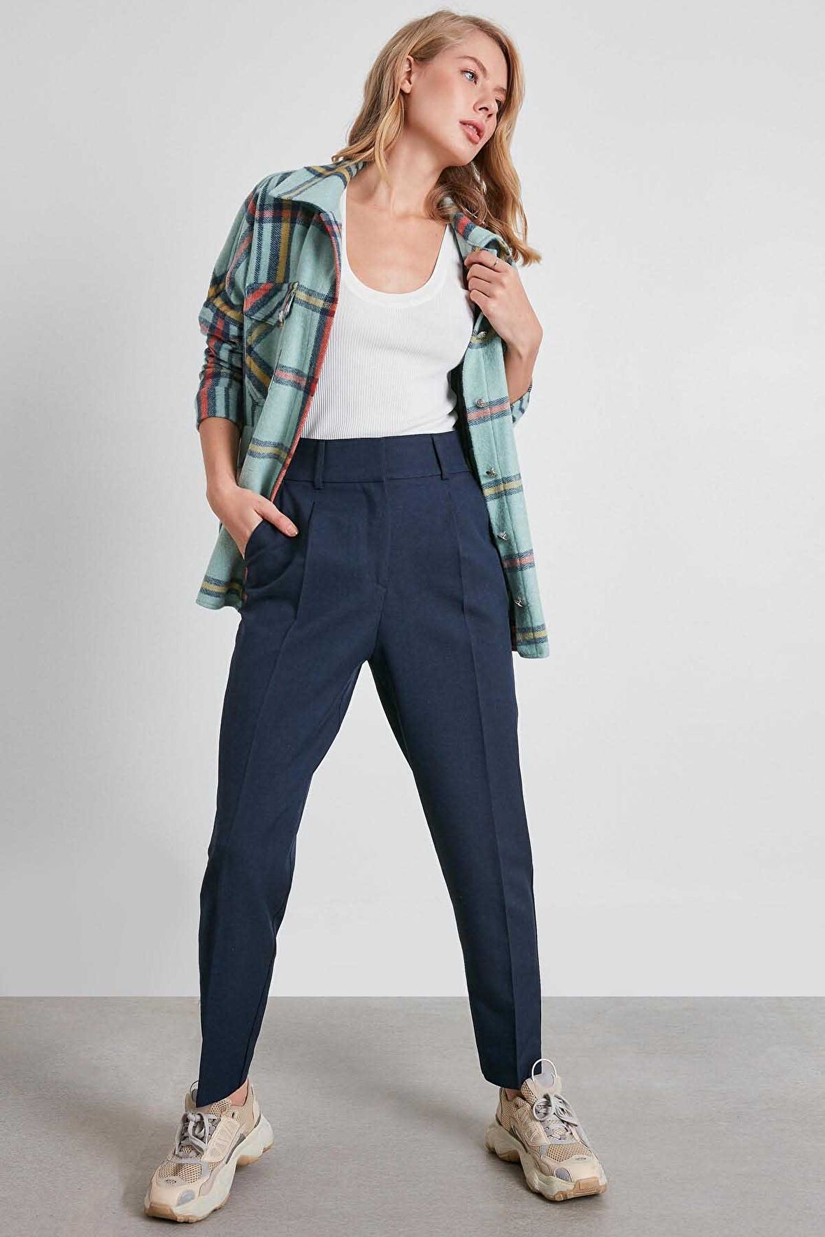 Yüksek Bel Kumaş Pantolon