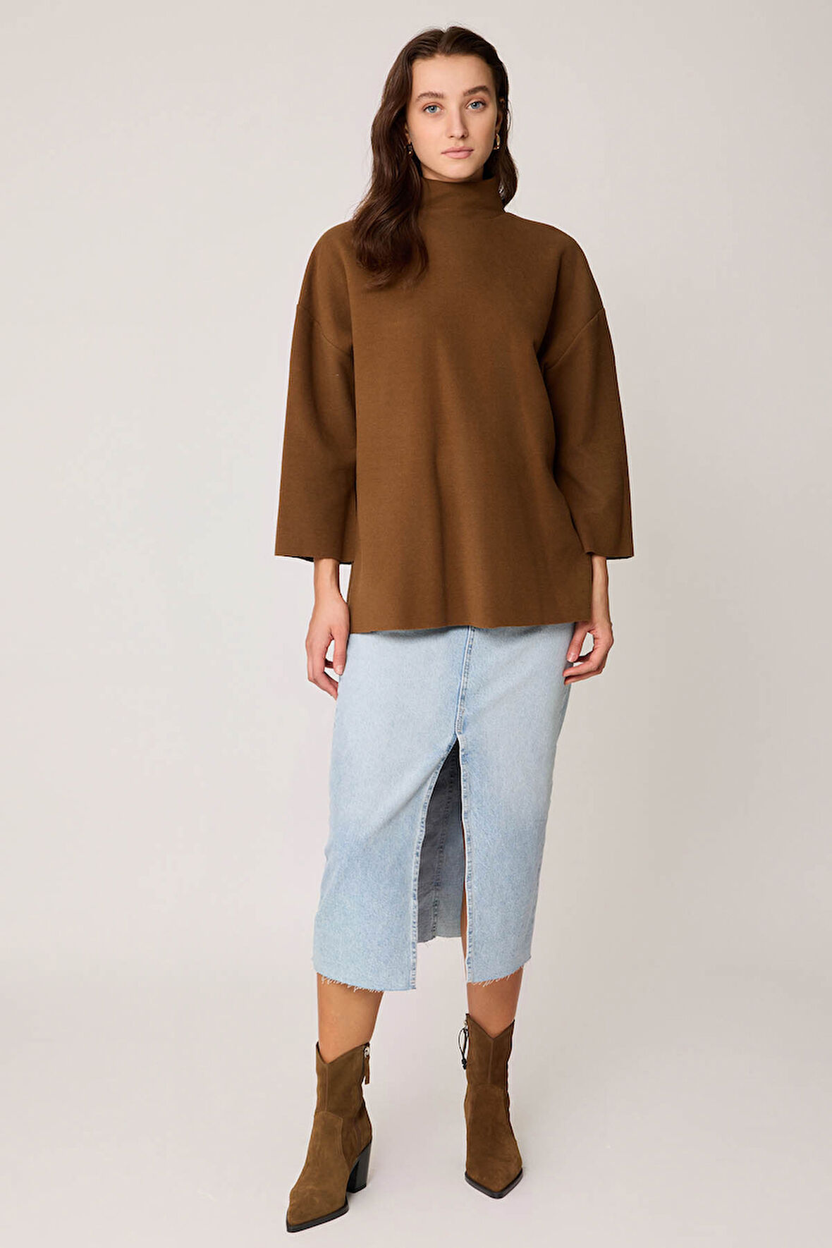 Düşük Kol Yakalı Yanlar Yırtmaçlı Örme Oversize Bluz