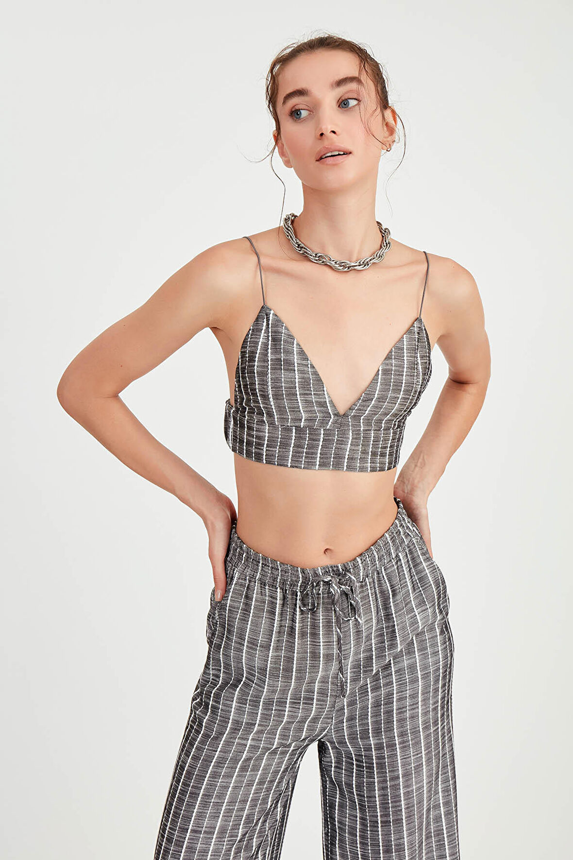 İp Askılı Çizgili Büstiyer