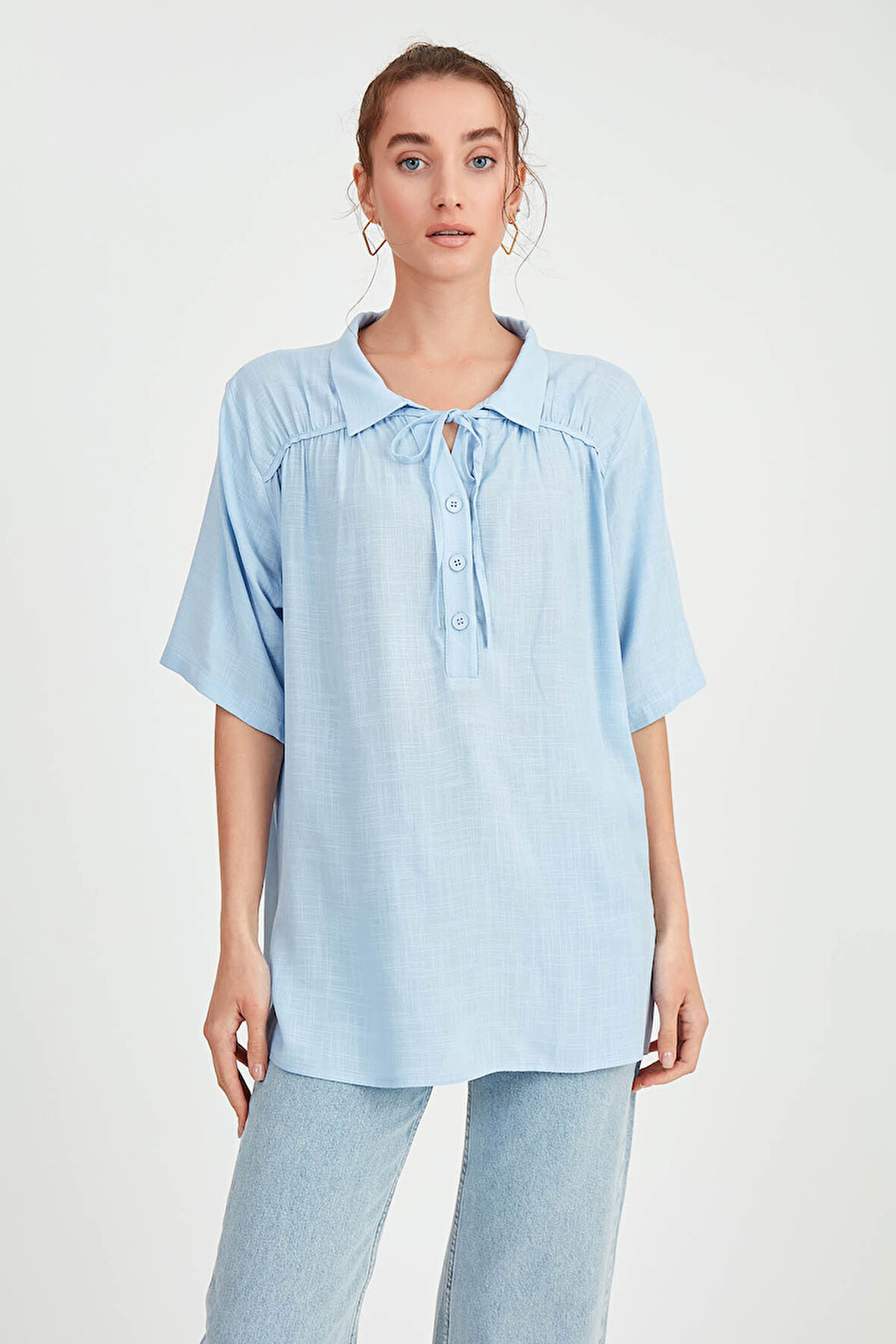 Önü Düğmeli Bağlamalı Bluz