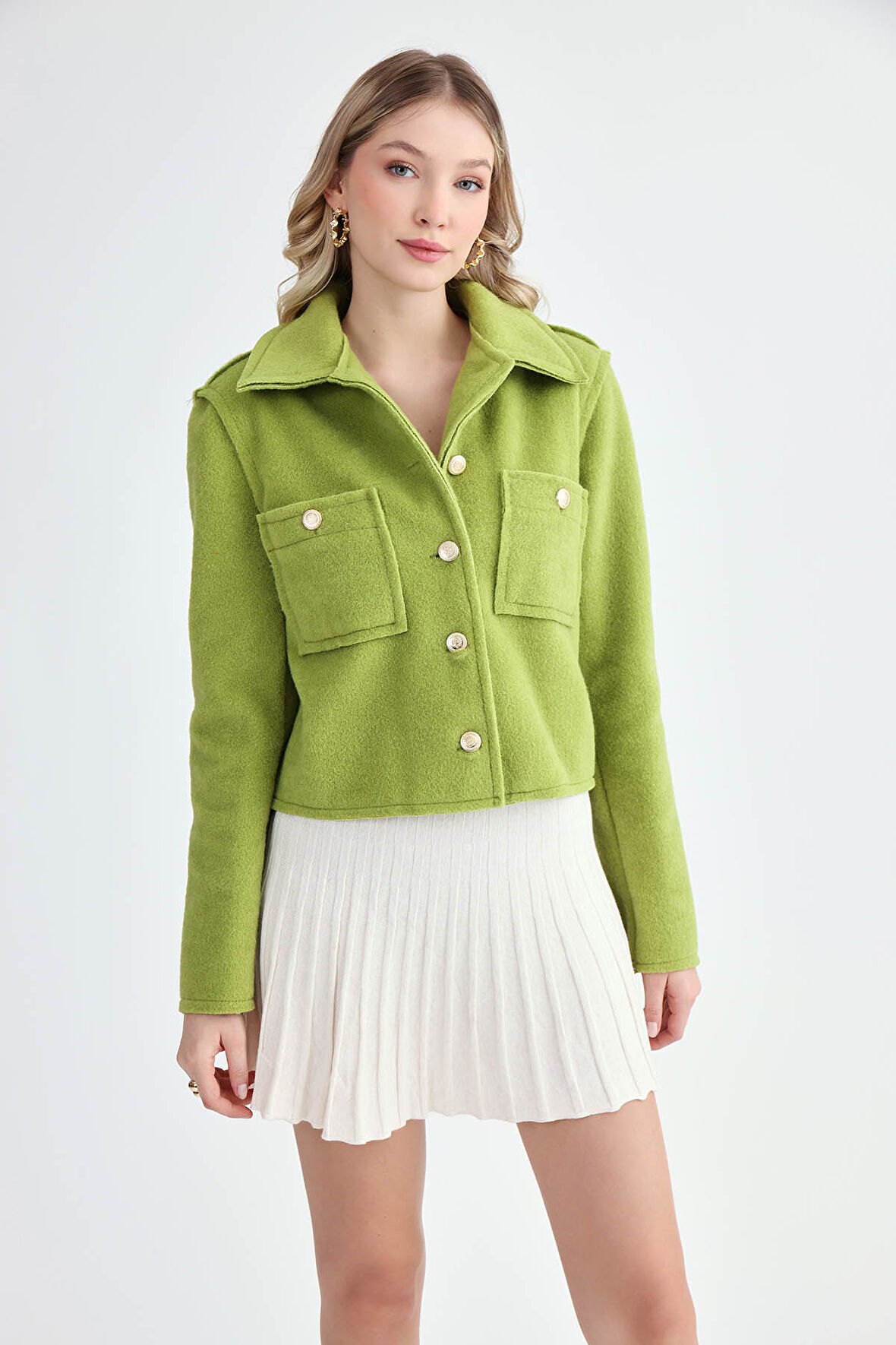 Gold Düğmeli Ters Dikiş Keçe Kumaş Crop Ceket