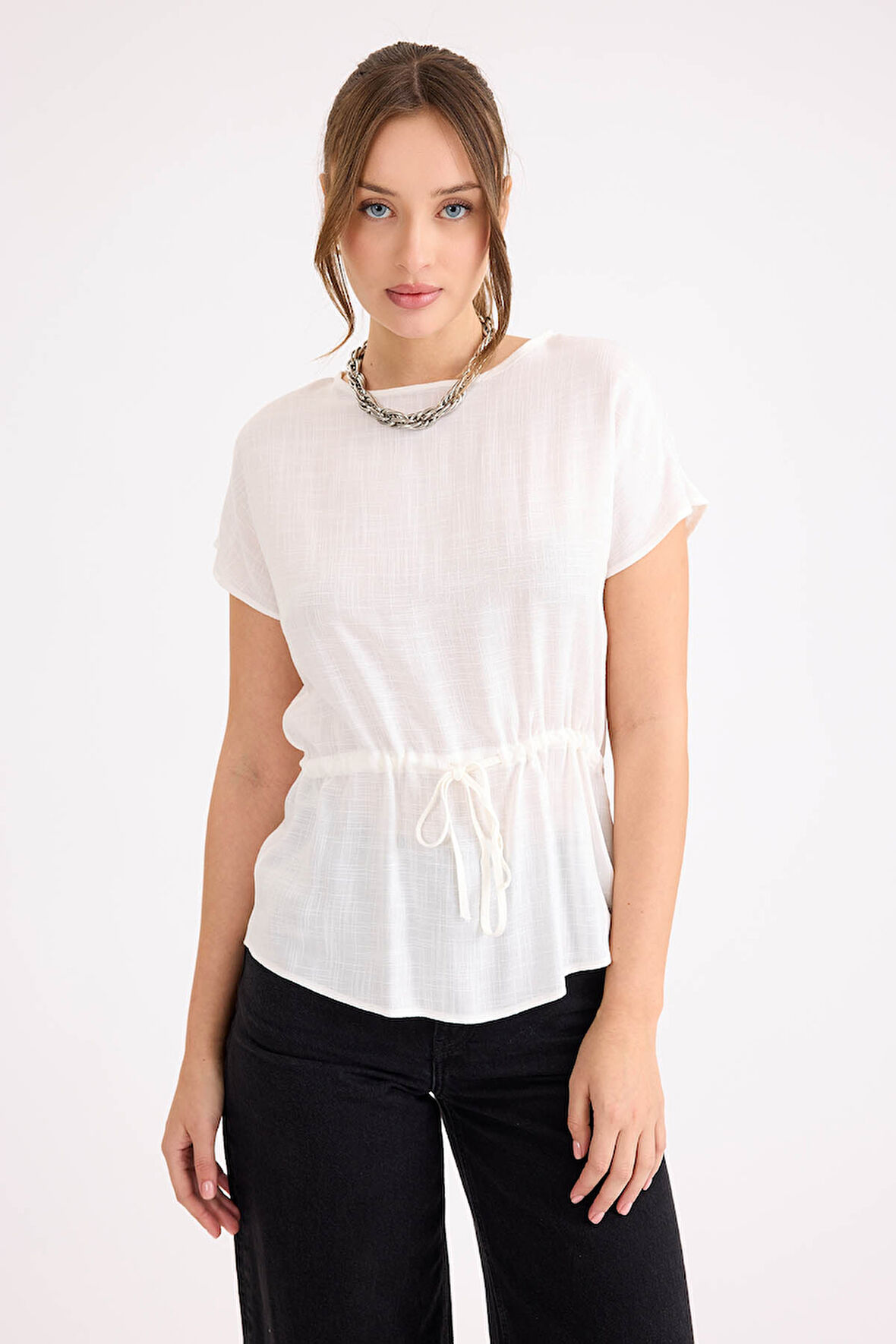 Yuvarlak Yaka Beli Büzgülü Keten Bluz