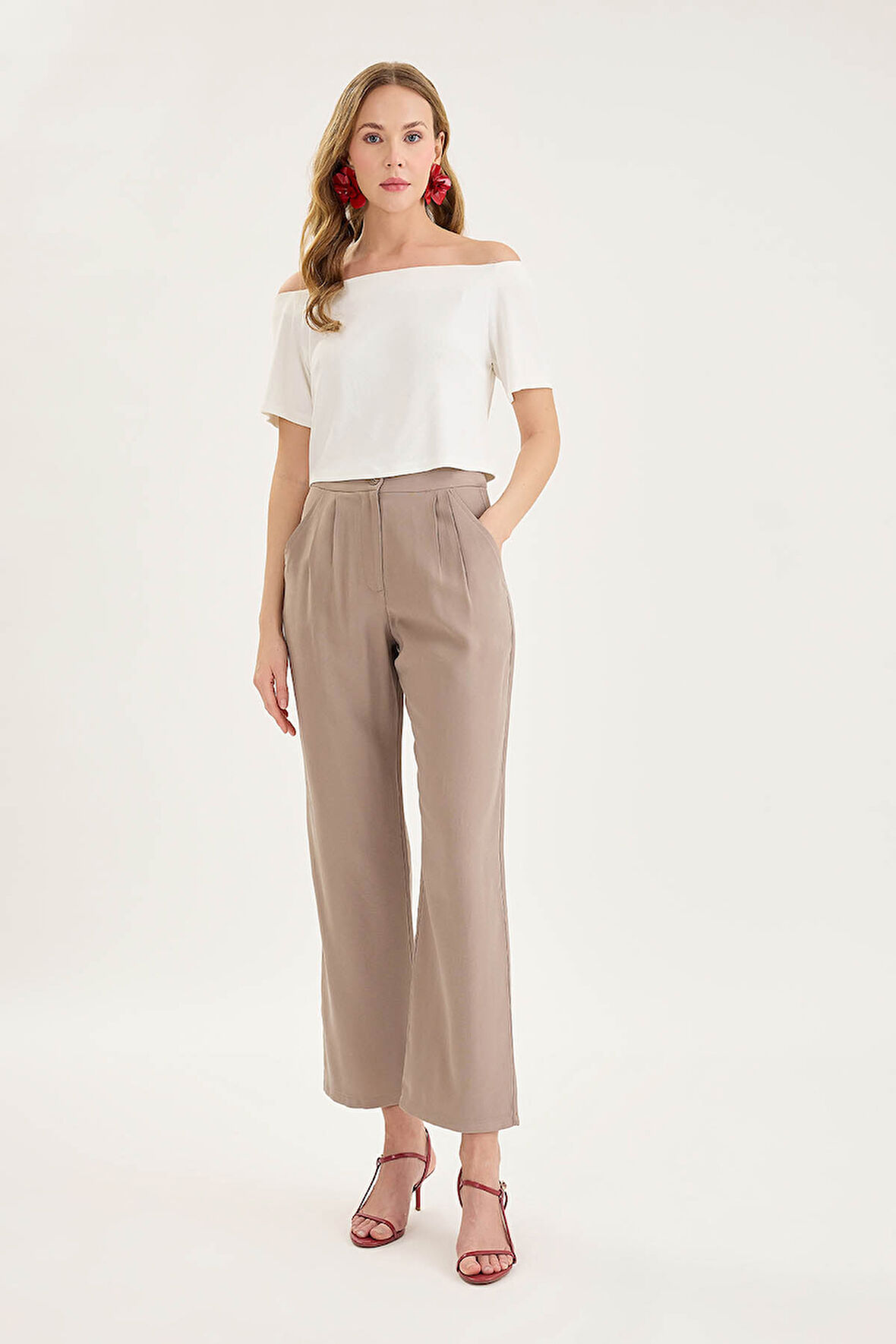 Yüksek Bel Tensel Kumaş Pileli Pantolon