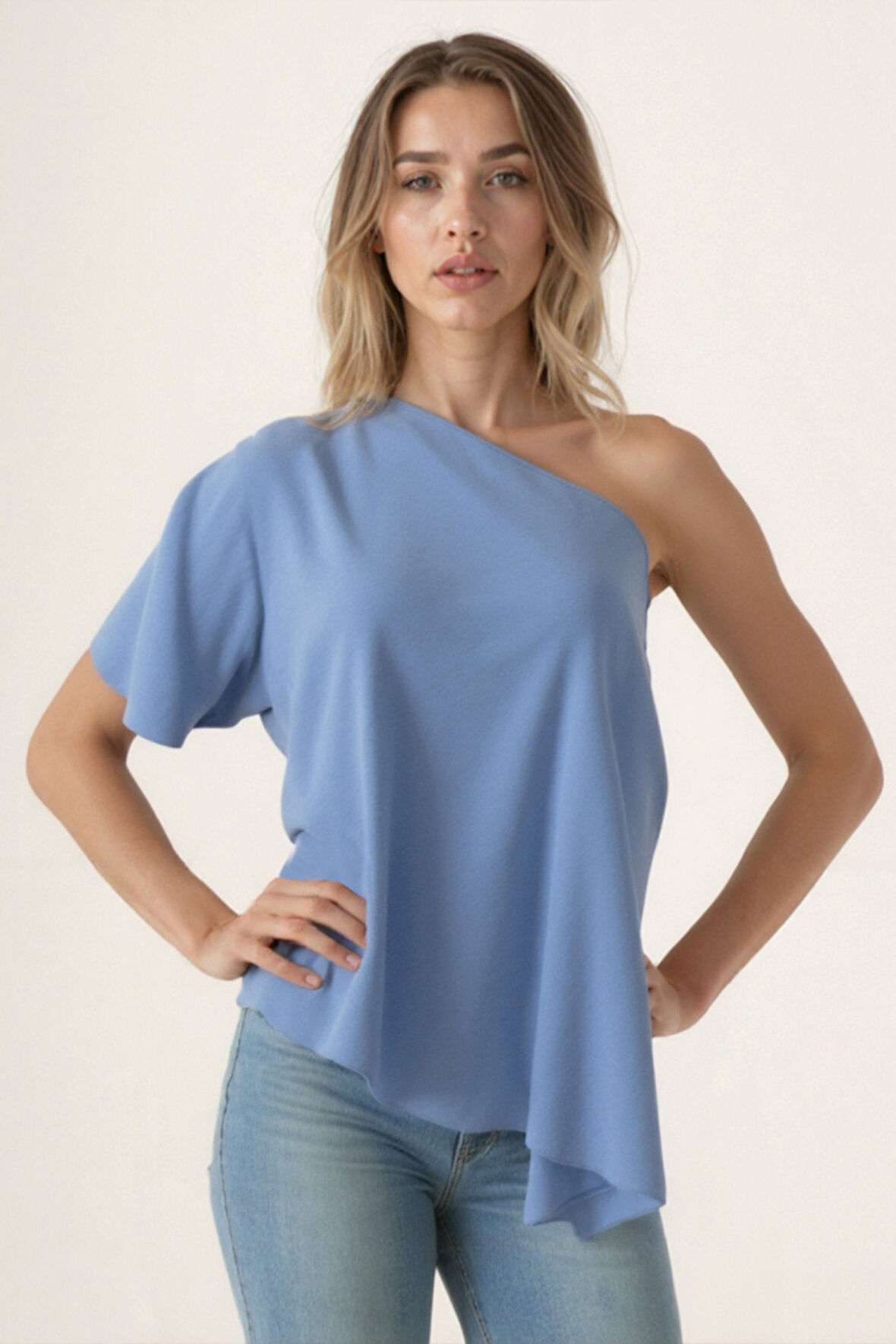 Tek Omuz Kayık Yaka Bluz