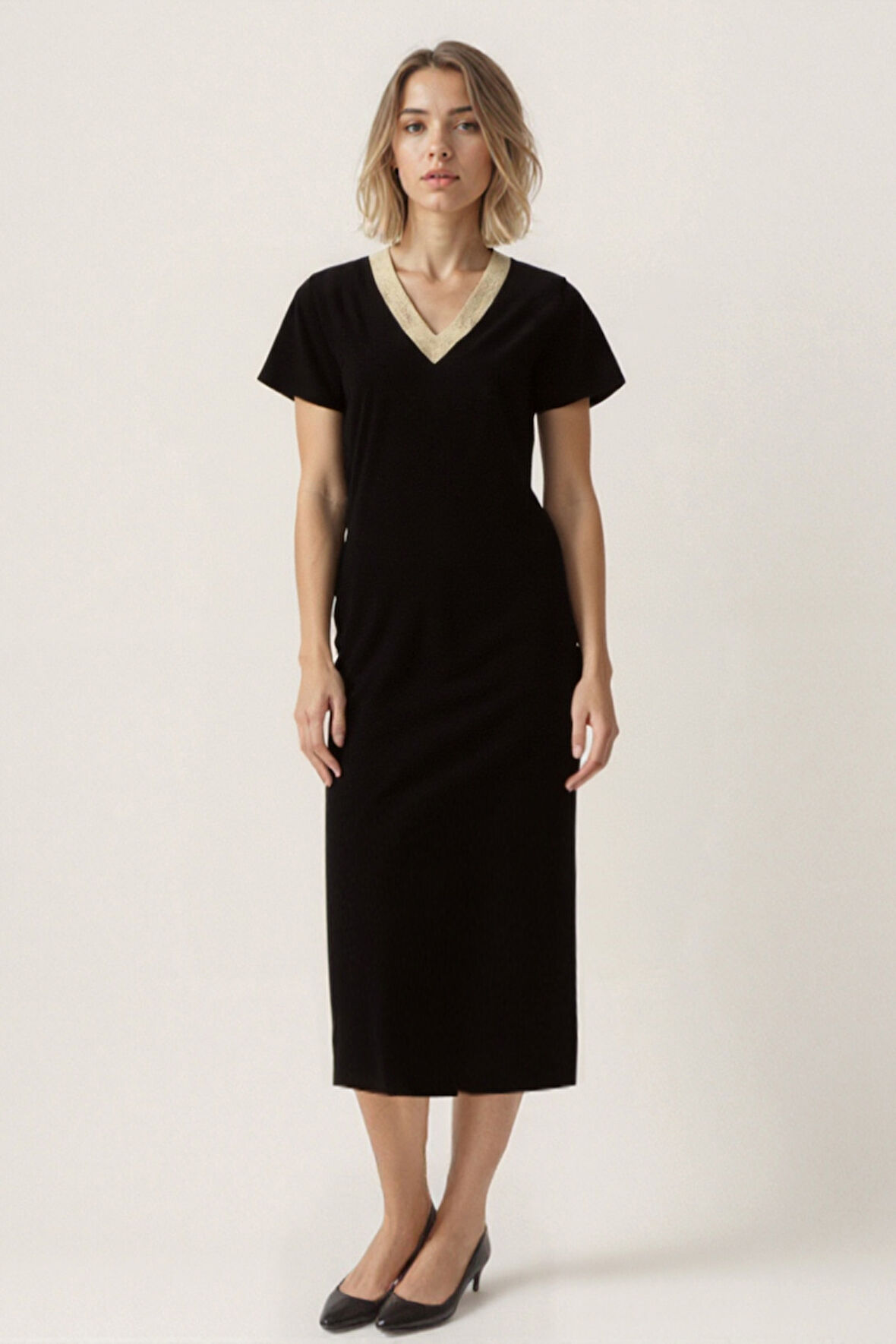 Yakası Dantelli Salaş Midi Elbise