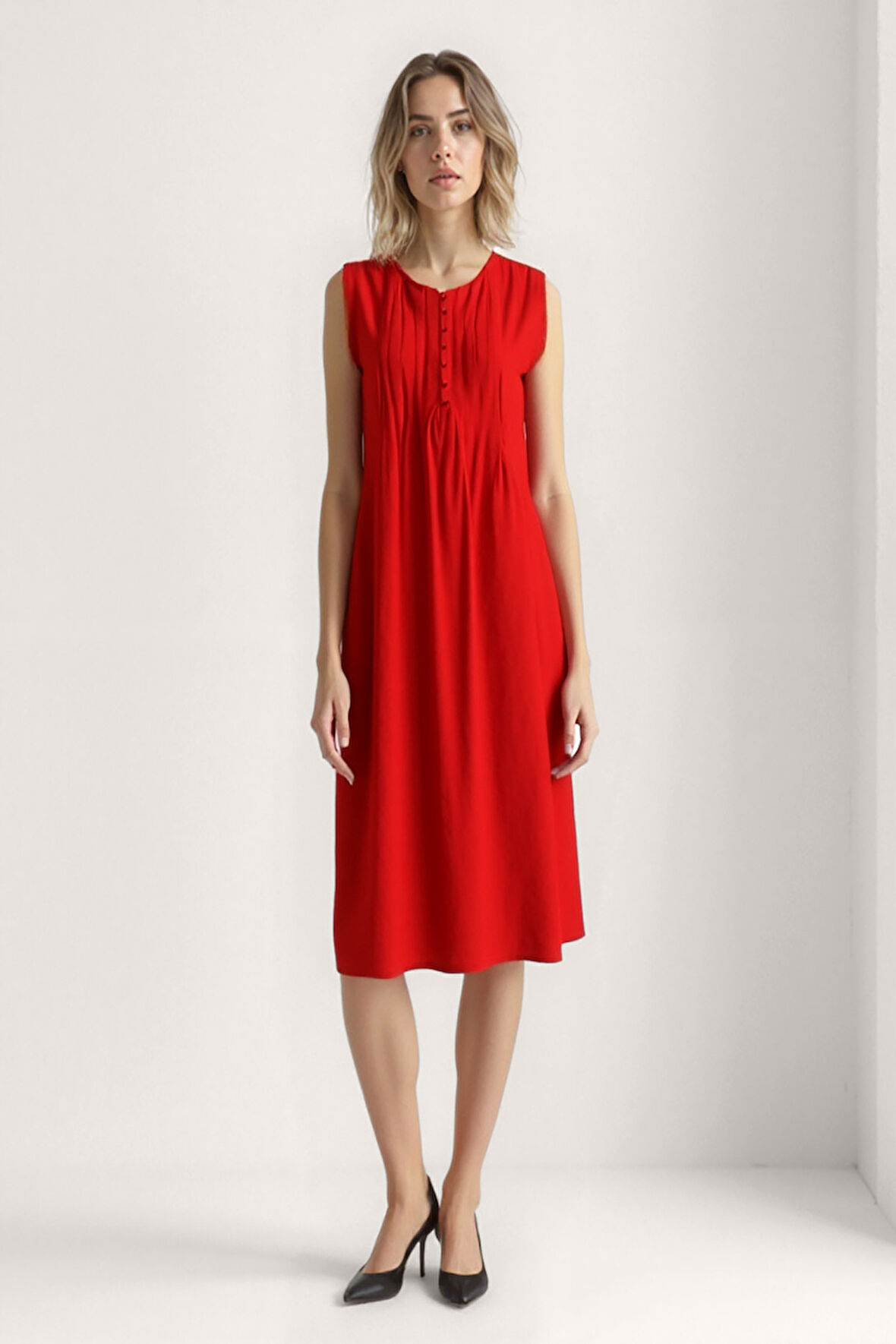 Önü Düğmeli Krinkıl Kumaş Sıfır Kol Elbise