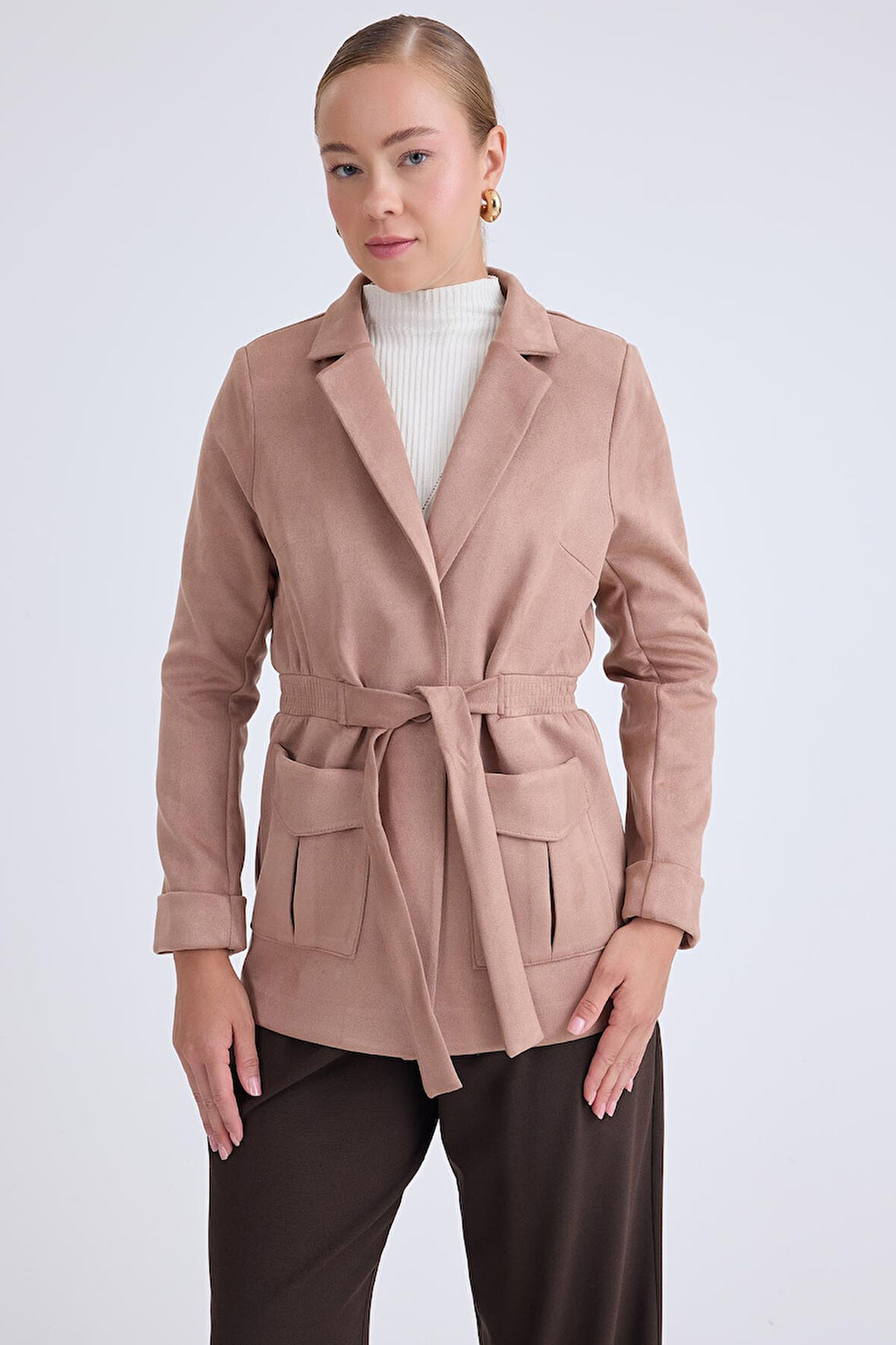 Belden Bağlamalı Süet Ceket