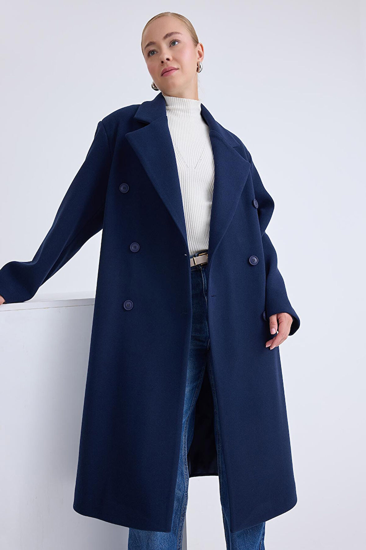 Düğmeli Uzun Kaşe Kaban