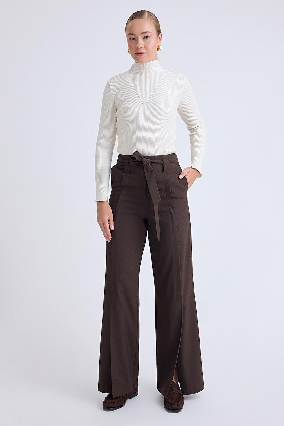 Yüksek Bel Beli Kemerli Pantolon