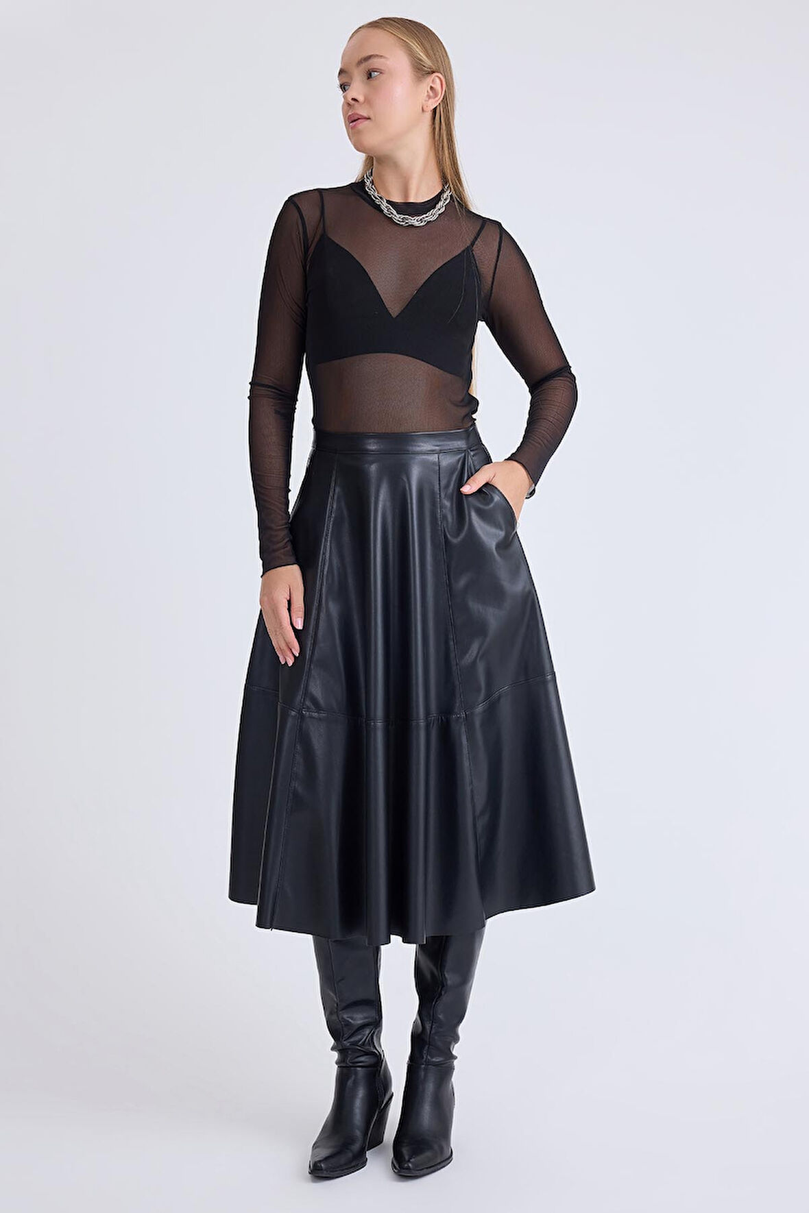 Midi Boy Parçalı Cepli Deri Etek