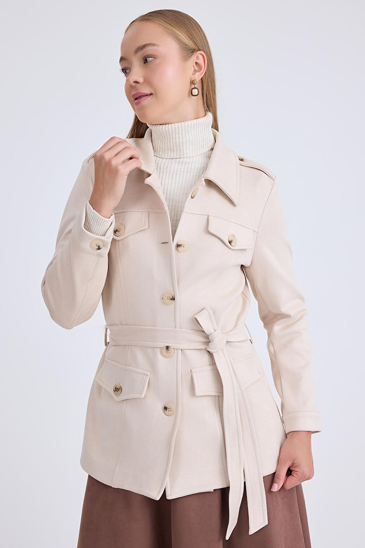 Beli Kuşaklı Düğmeli Süet Ceket