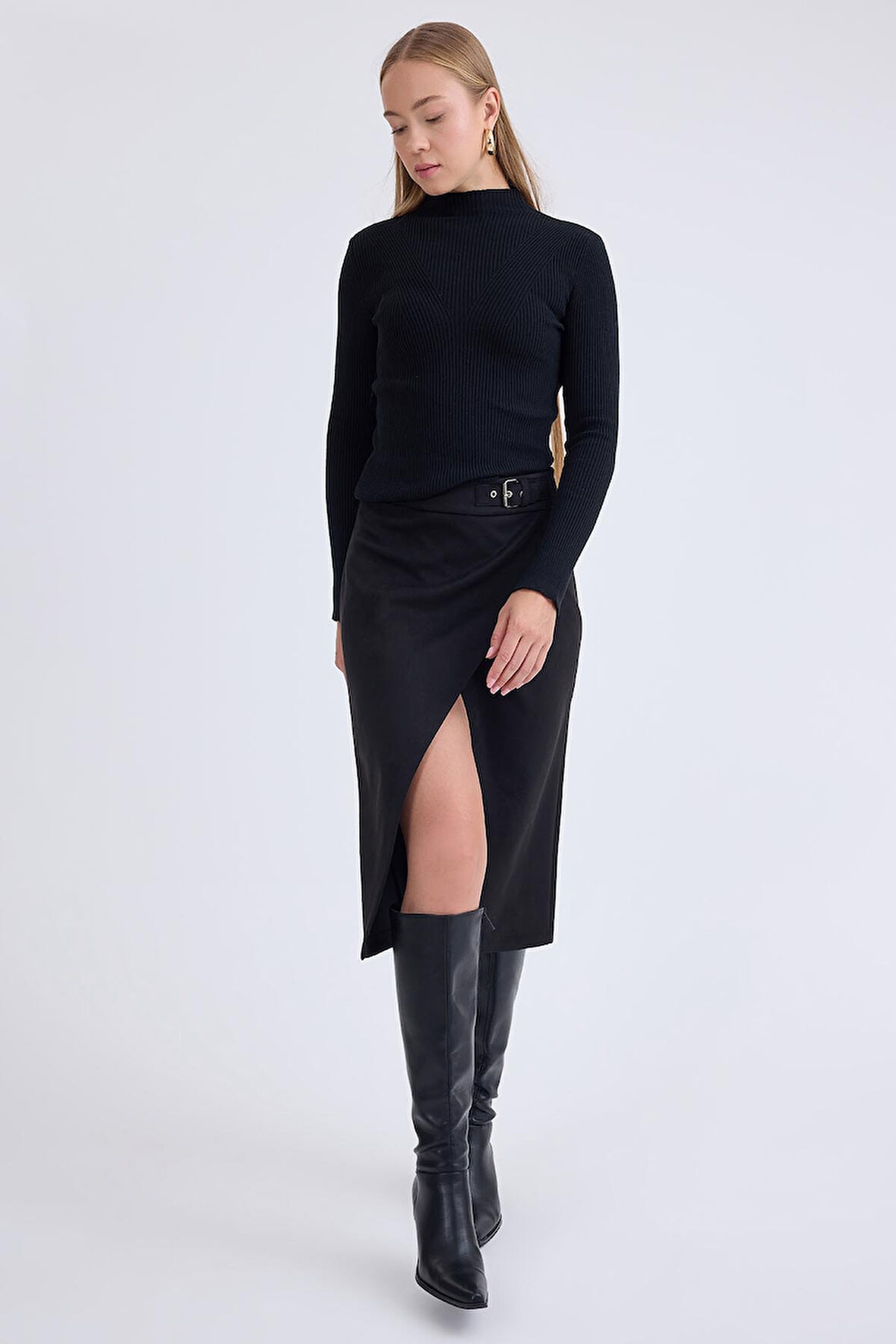 Önü Tokalı Midi Süet Etek