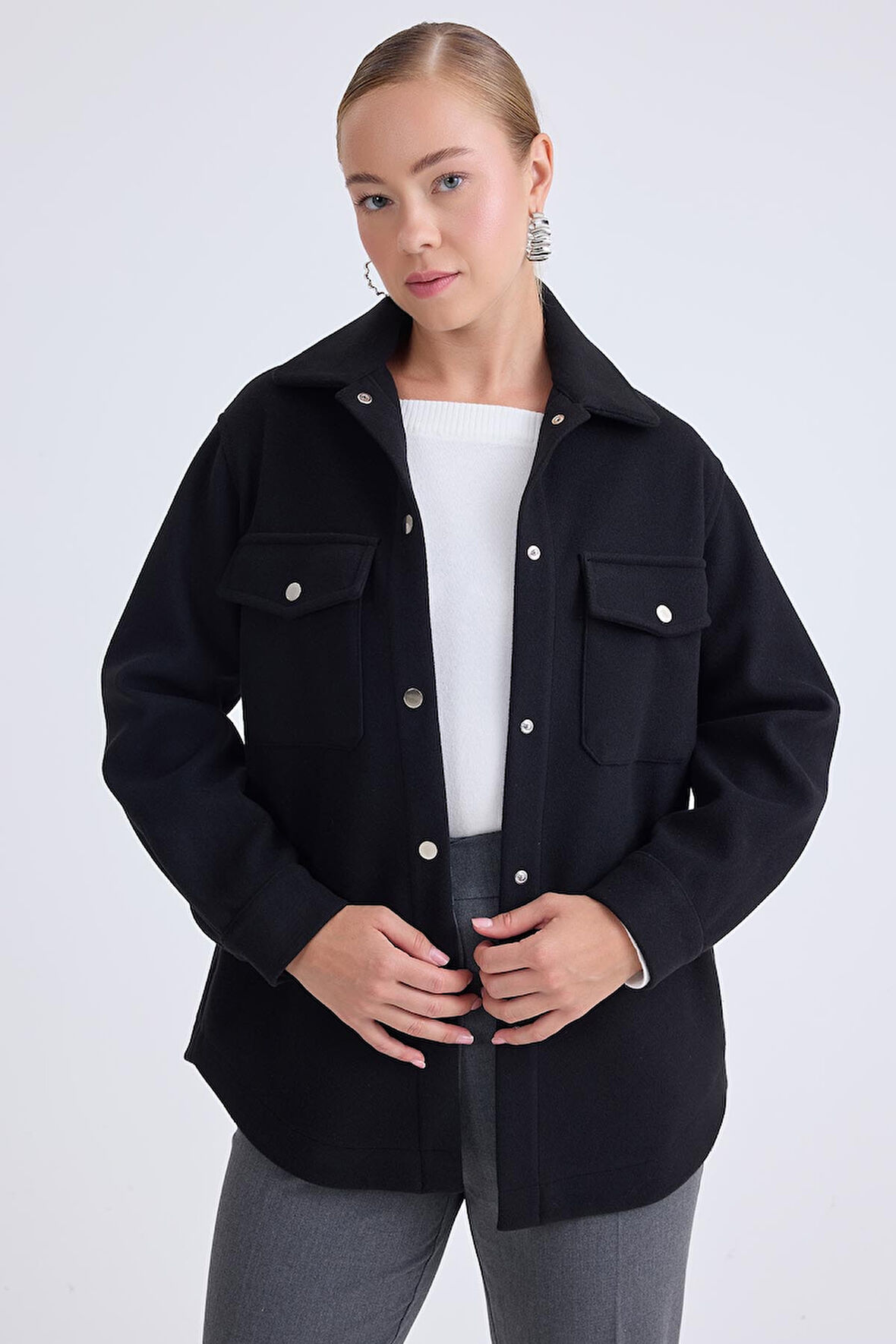 Düşük Omuz Cepli Kaşe Ceket