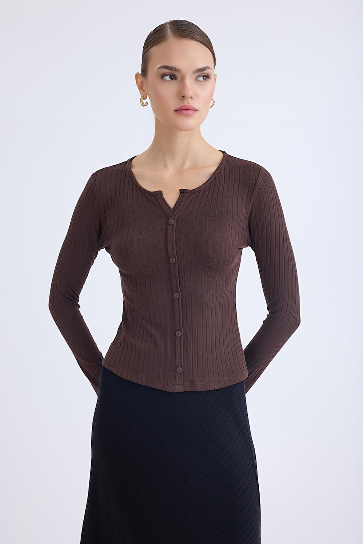 Önü Düğmeli Fitilli Uzun Kol Bluz