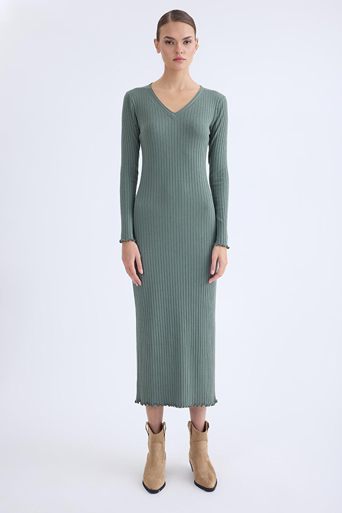 V Yaka Uzun Kol Fitilli Elbise