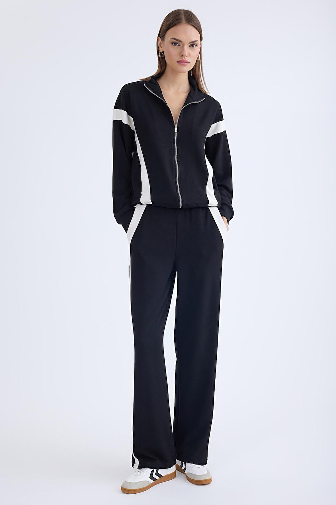 Beli Lastikli Kenarı Şeritli Eşofman Pantolon