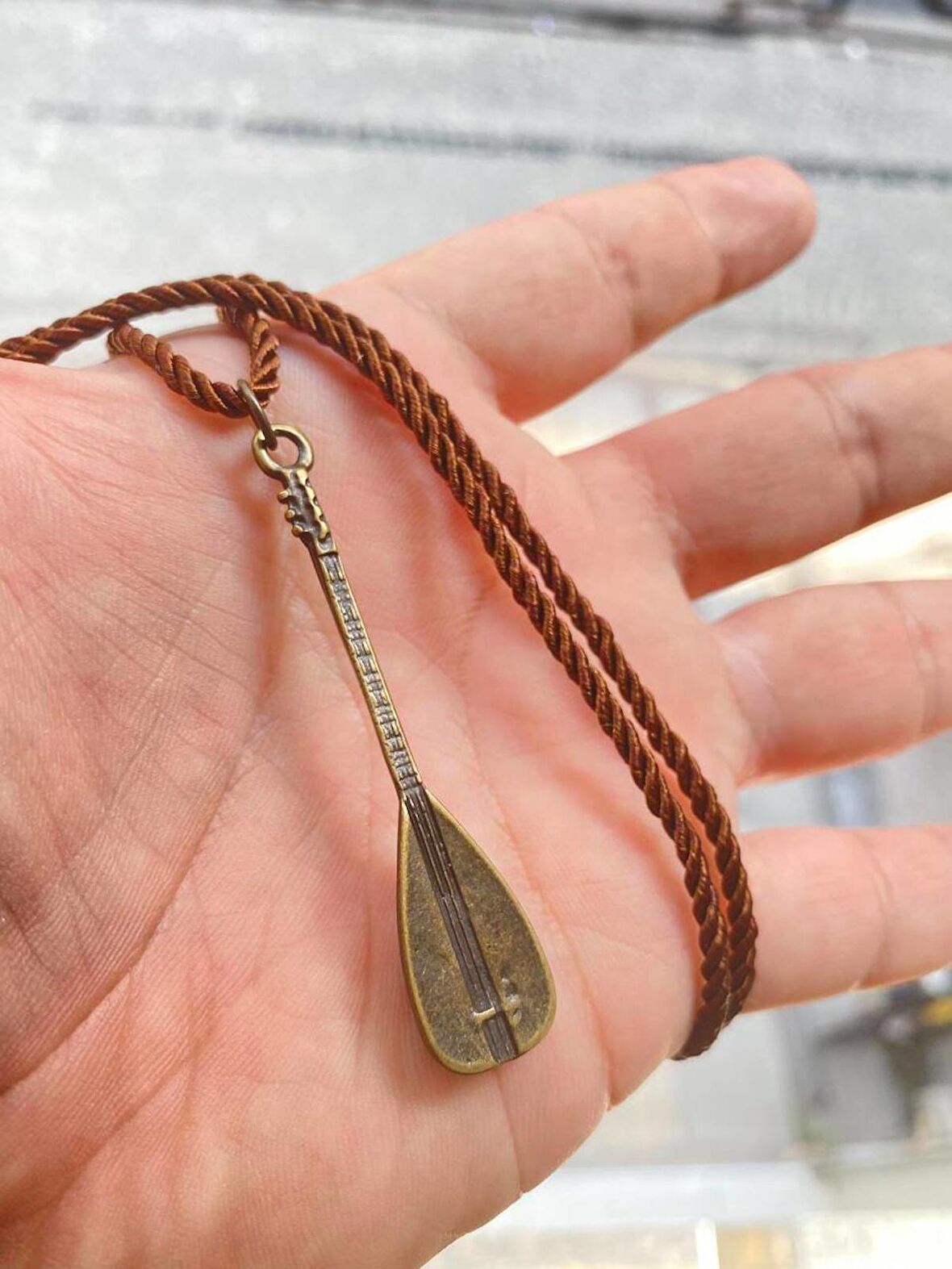 Bağlama Saz Kolye Kahve Kordon