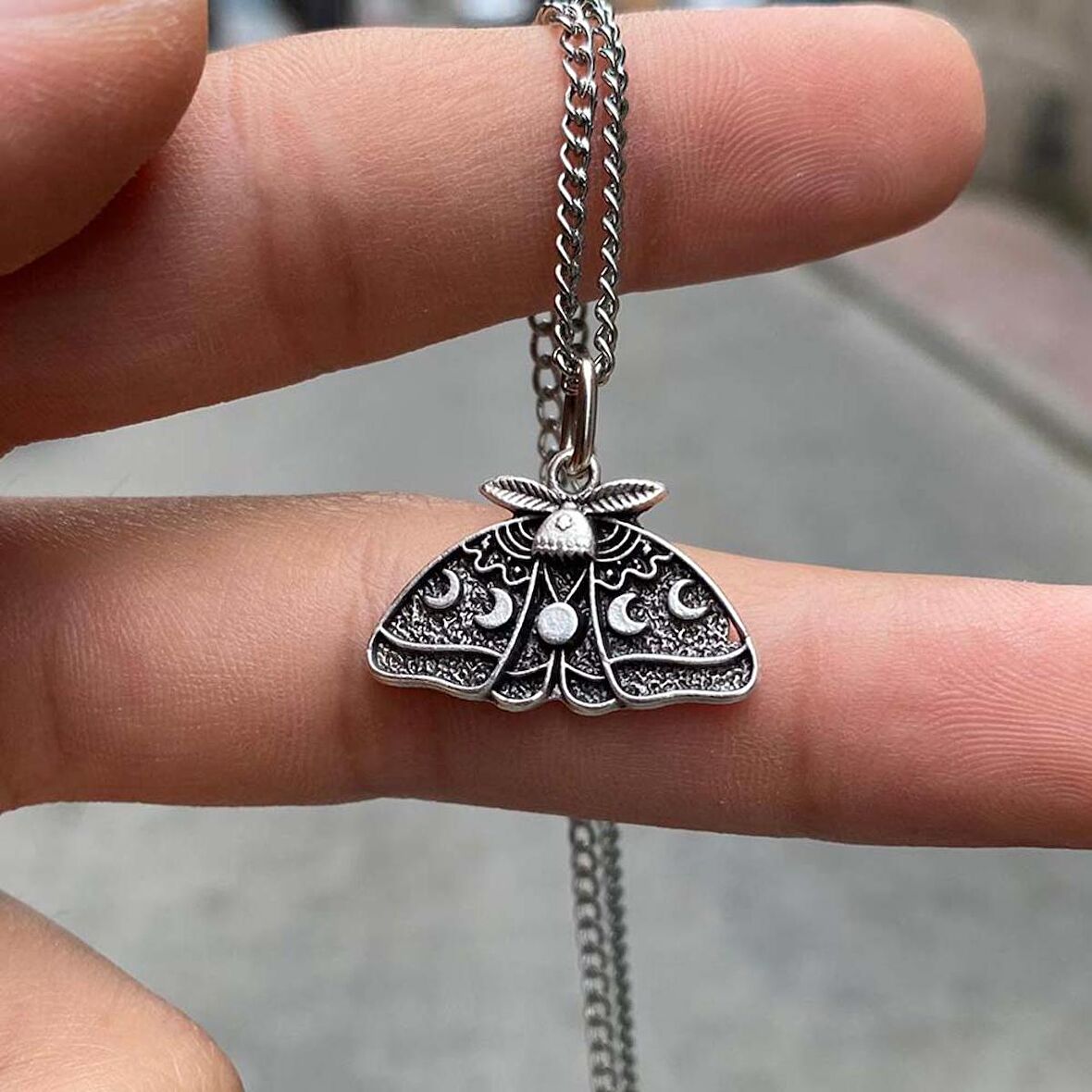 Phases Of The Moon Moth Kolye