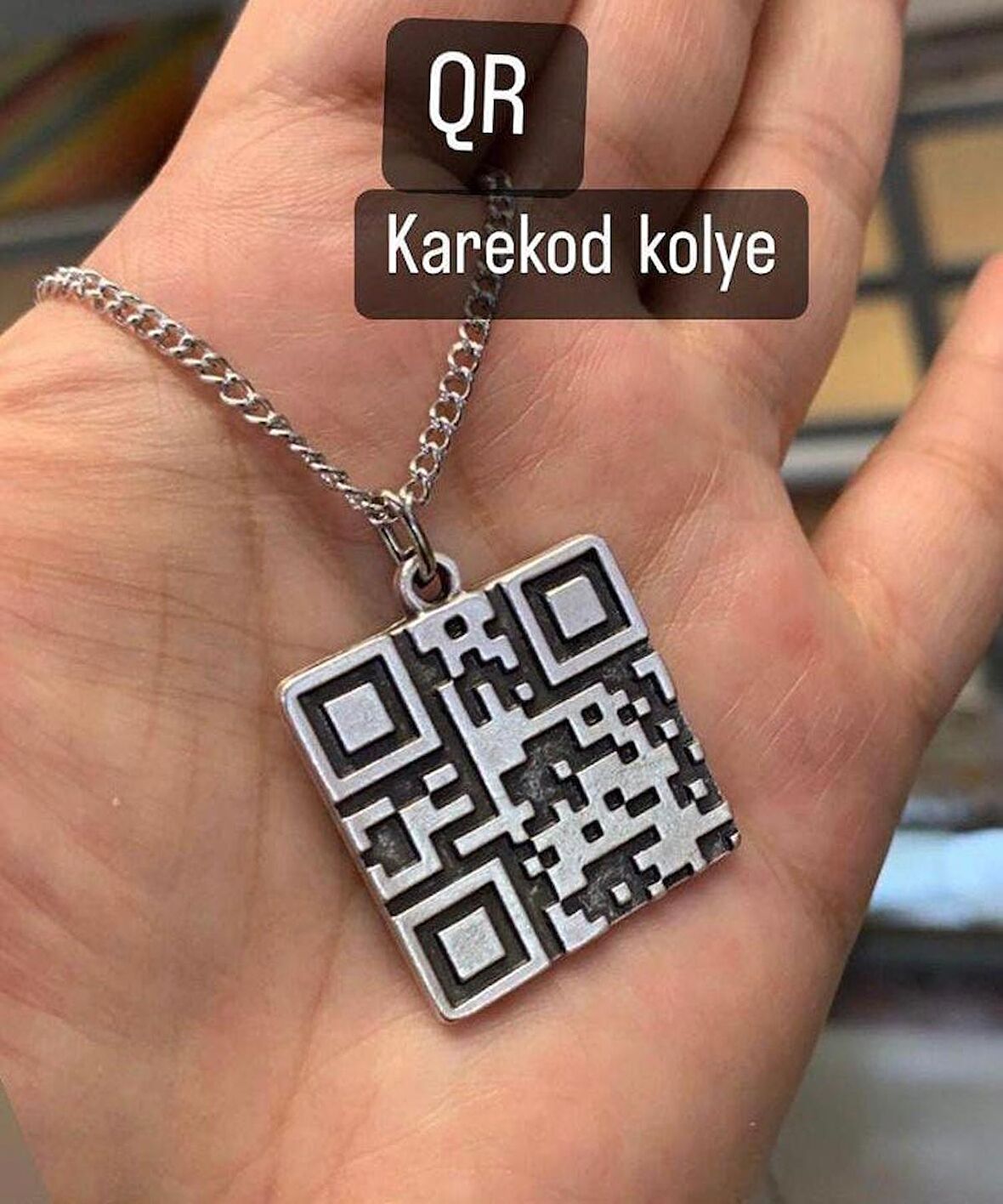 Herşey Nota Karekod Kolye 