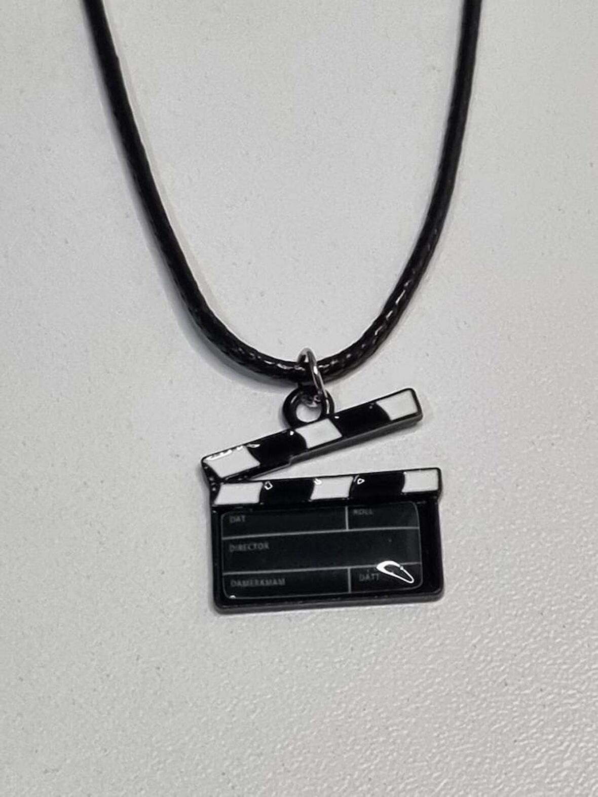 Herşey Nota Palet Kolye