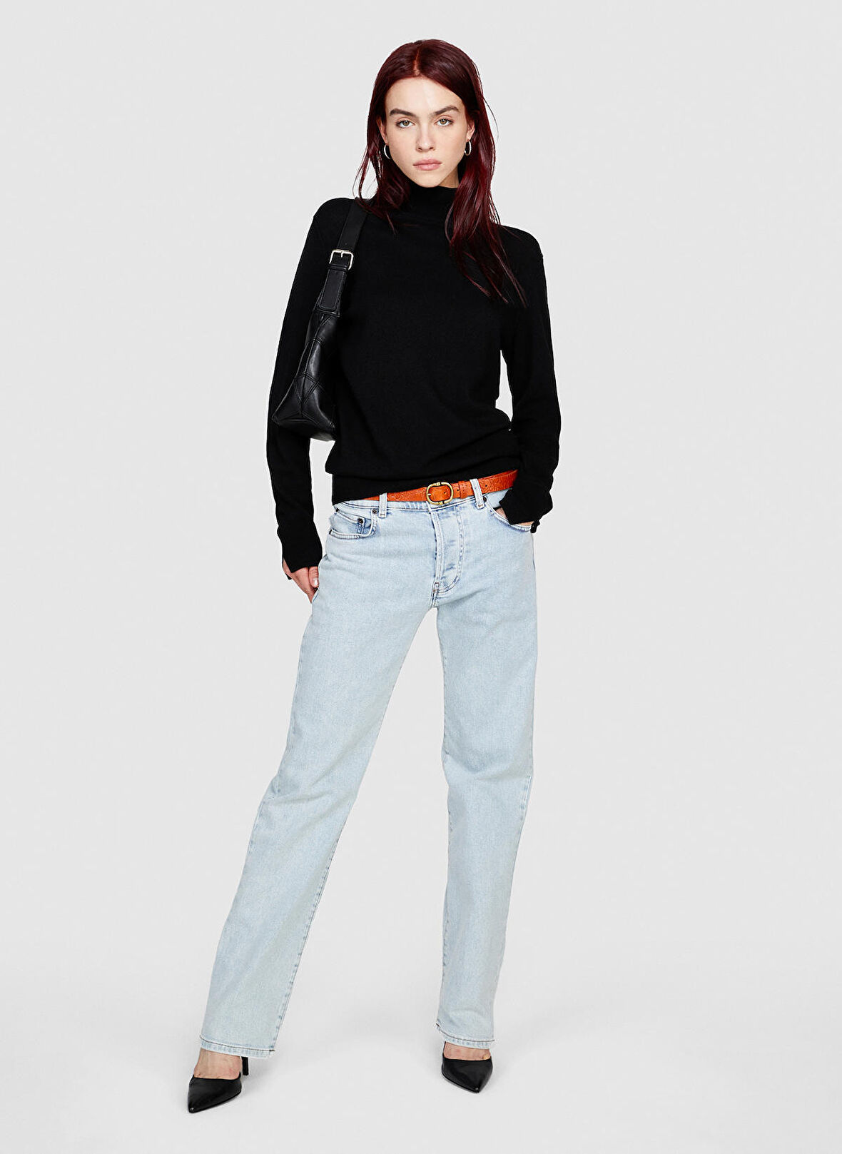 Sisley Dik Yaka Regular Fit Siyah Kazak Kadın 102HM2174