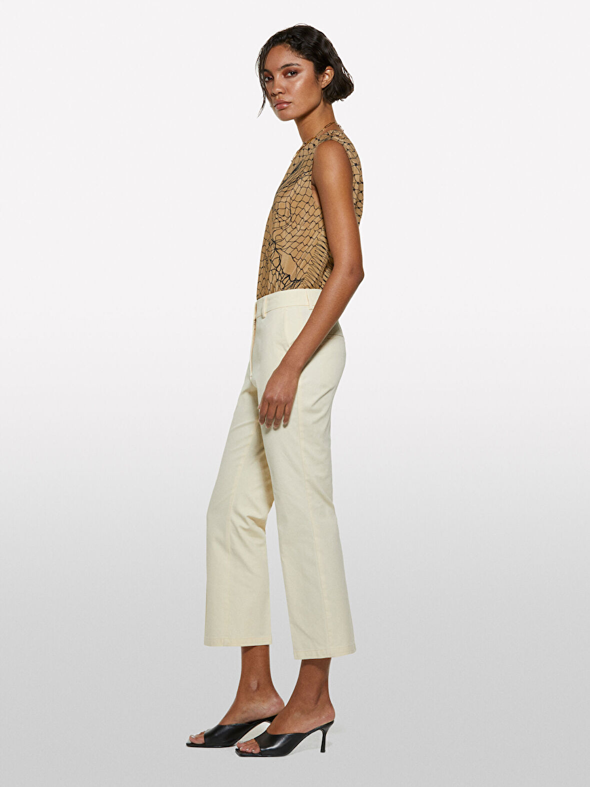 Streç Pamuklu Normal Bel Straight Fit Pantolon Kadın Şampanya Pantolon - 325P4ENMLE02X