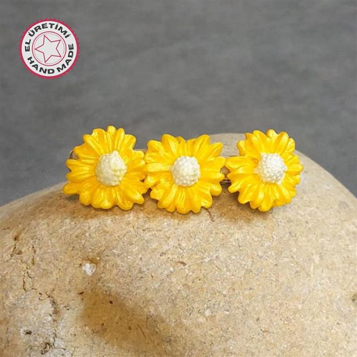 Uretti - Hülya 6683 9190 El Yapımı Polimer Kil Sarı papatya Çiçeği Tasarımlı Saç Tokası / 6 Cm