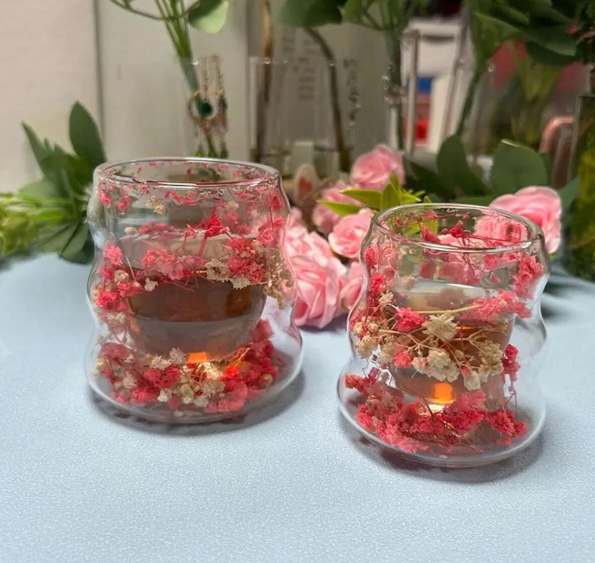 Isıya Dayanıklı Canlı Kurutulmuş Çiçekli Çift Cidarlı Cam Kahve Kupası (2 ADET)