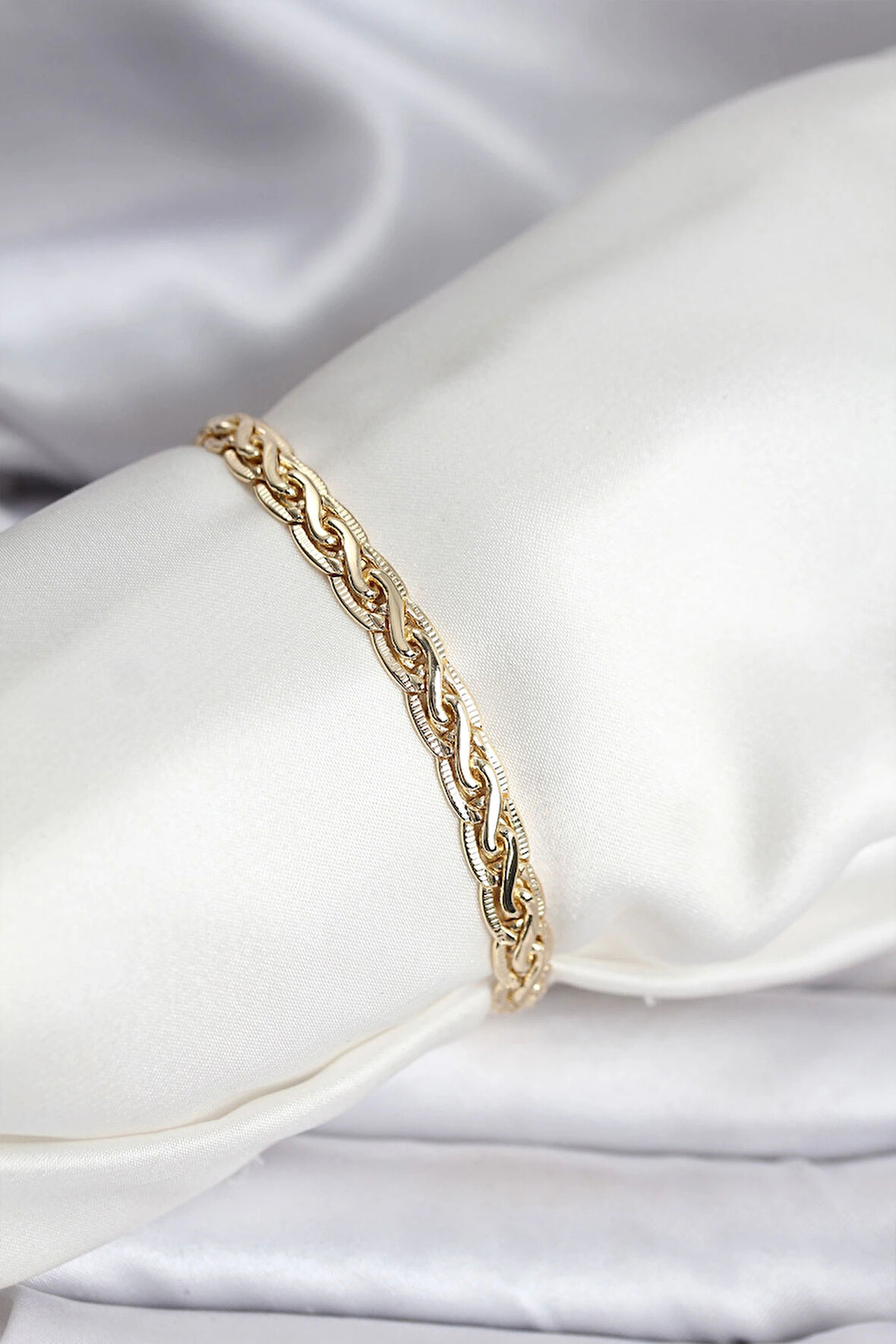 Dodes Dodes 14K Gold Renk Kaplama Lazer Zincir Model CM Kadın Bileklik TG27BB8125