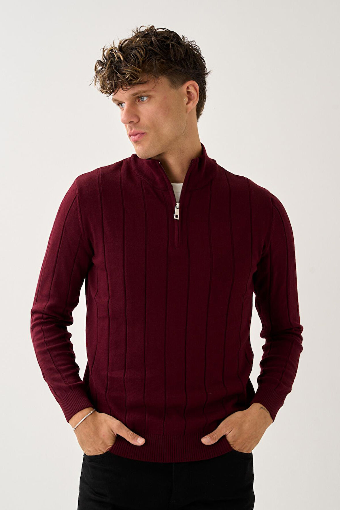 Dikey Dokuma Desenli Fermuarlı Triko Kazak