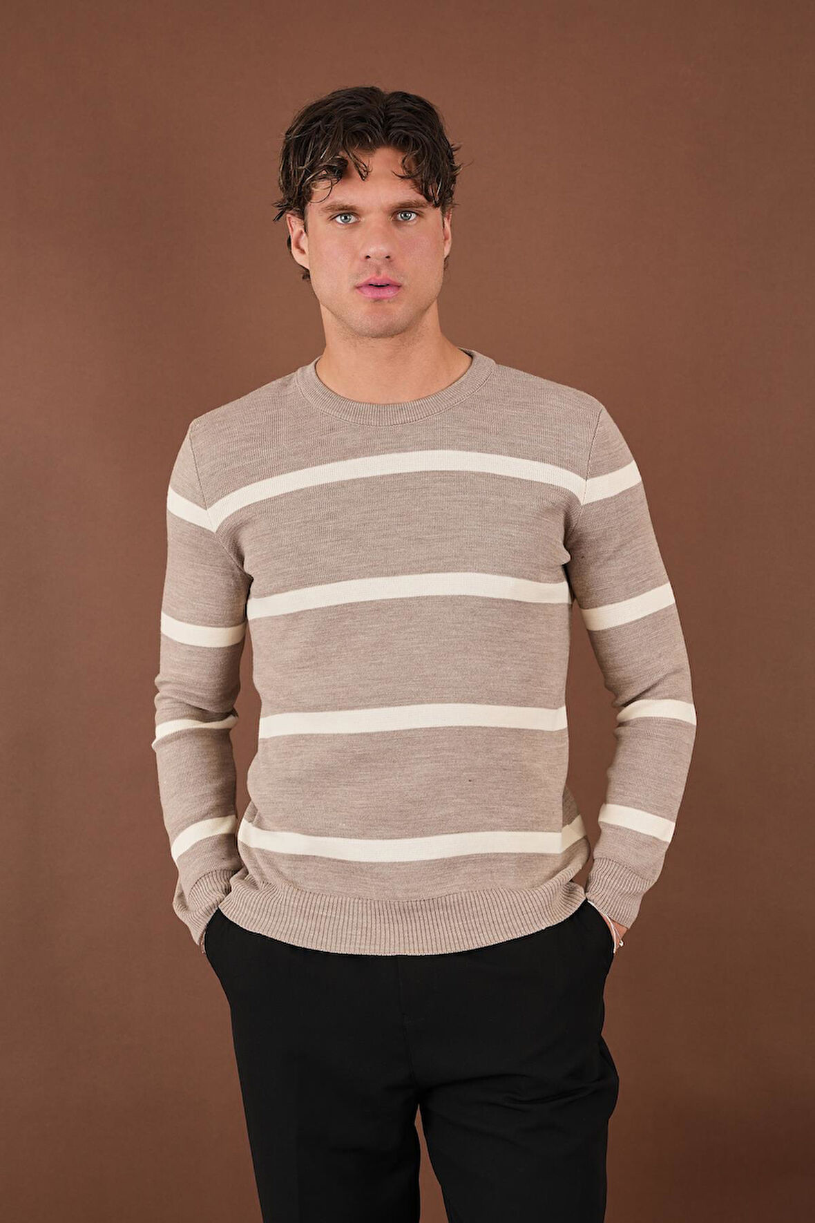 Çizgili Triko Kazak