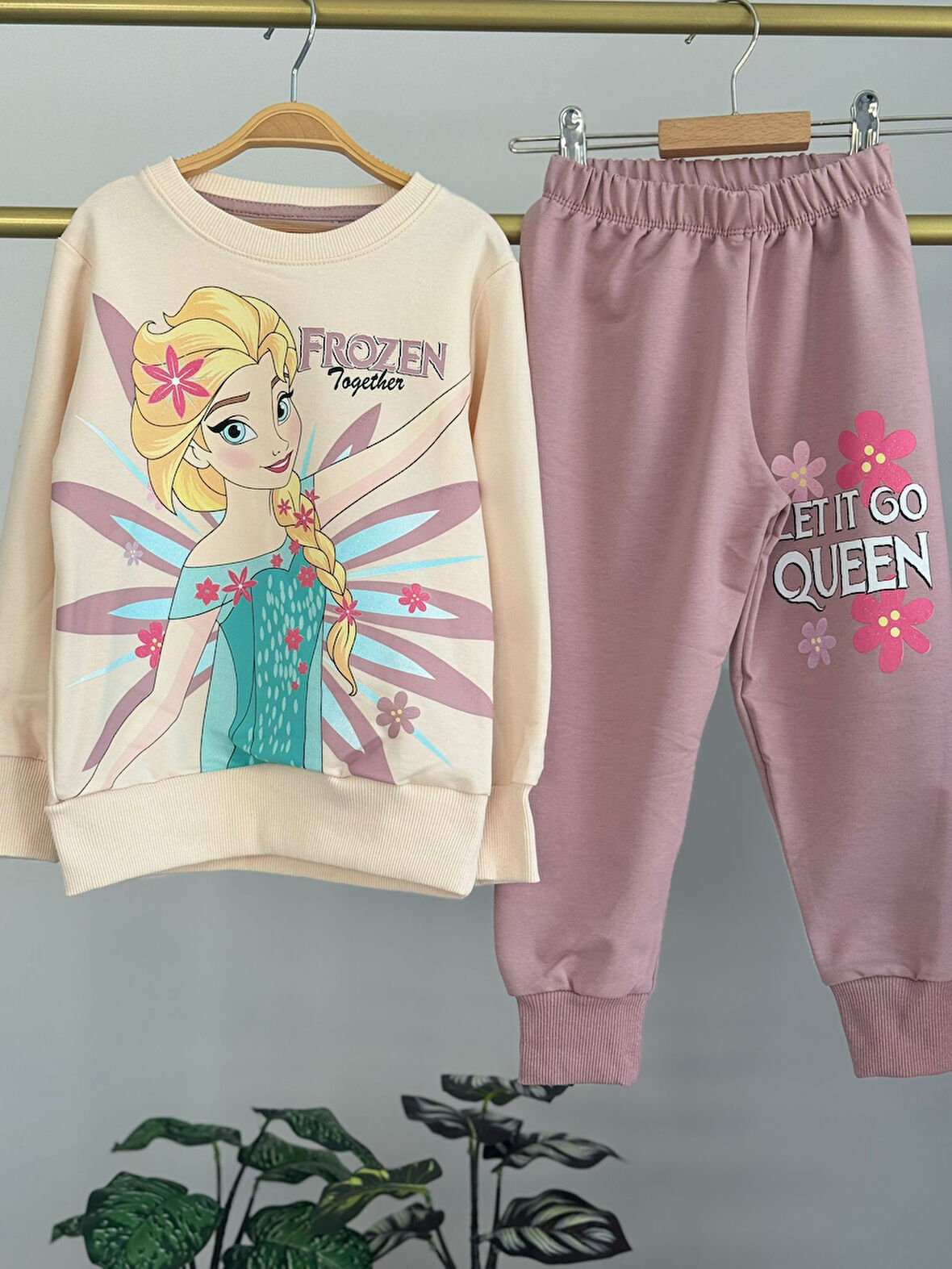 PJK2İ Frouzen Elsa Desenli 2 İp %100 Pamuk Kız Çocuk Eşofman Takımı 3-10 Yaş 8164