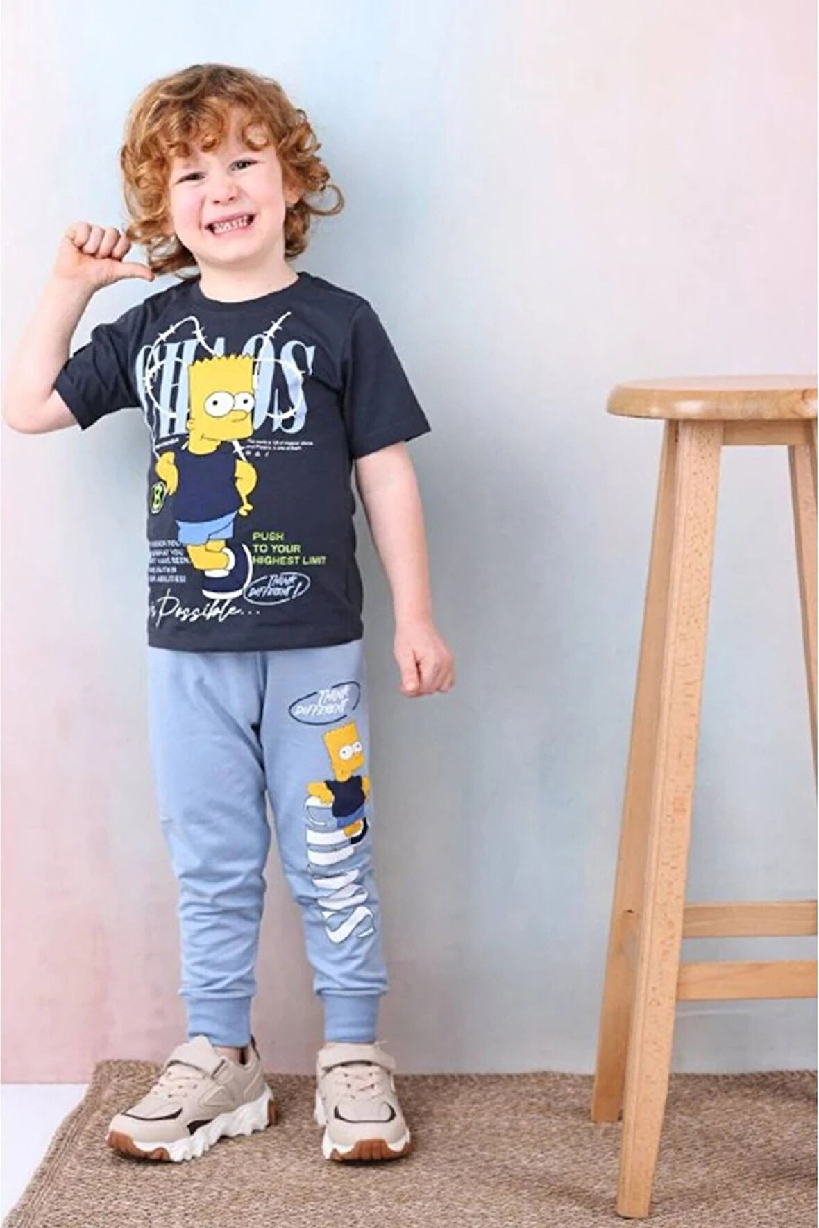 PJKKE Simpson Desenli Açık Mavi Eşofmanlı Erkek Çocuk Kısa Kol Takım 3-10 Yaş 7492-AÇM