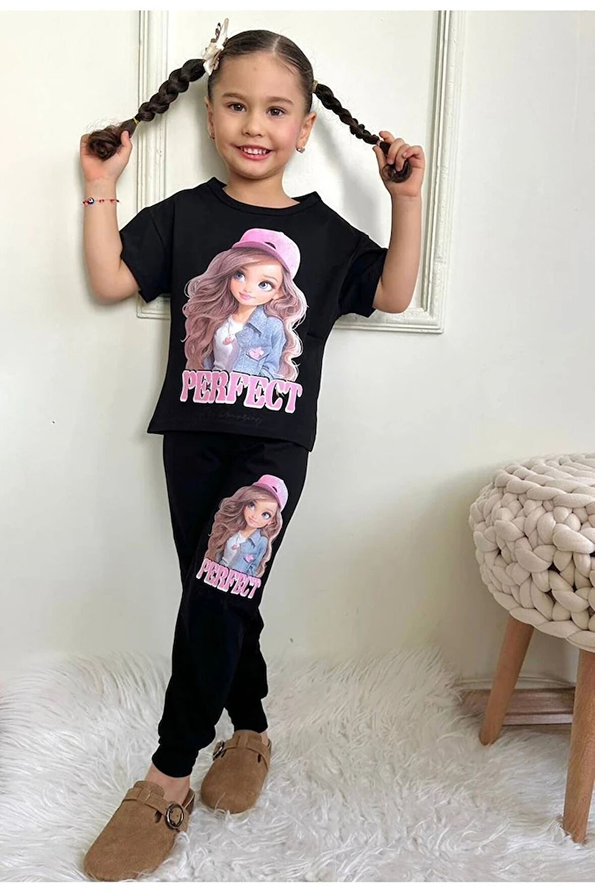 PJKKE Şapkalı Kız Desenli Siyah Eşofmanlı Kız Çocuk Kısa Kol Takım 3-10 Yaş 7439-S