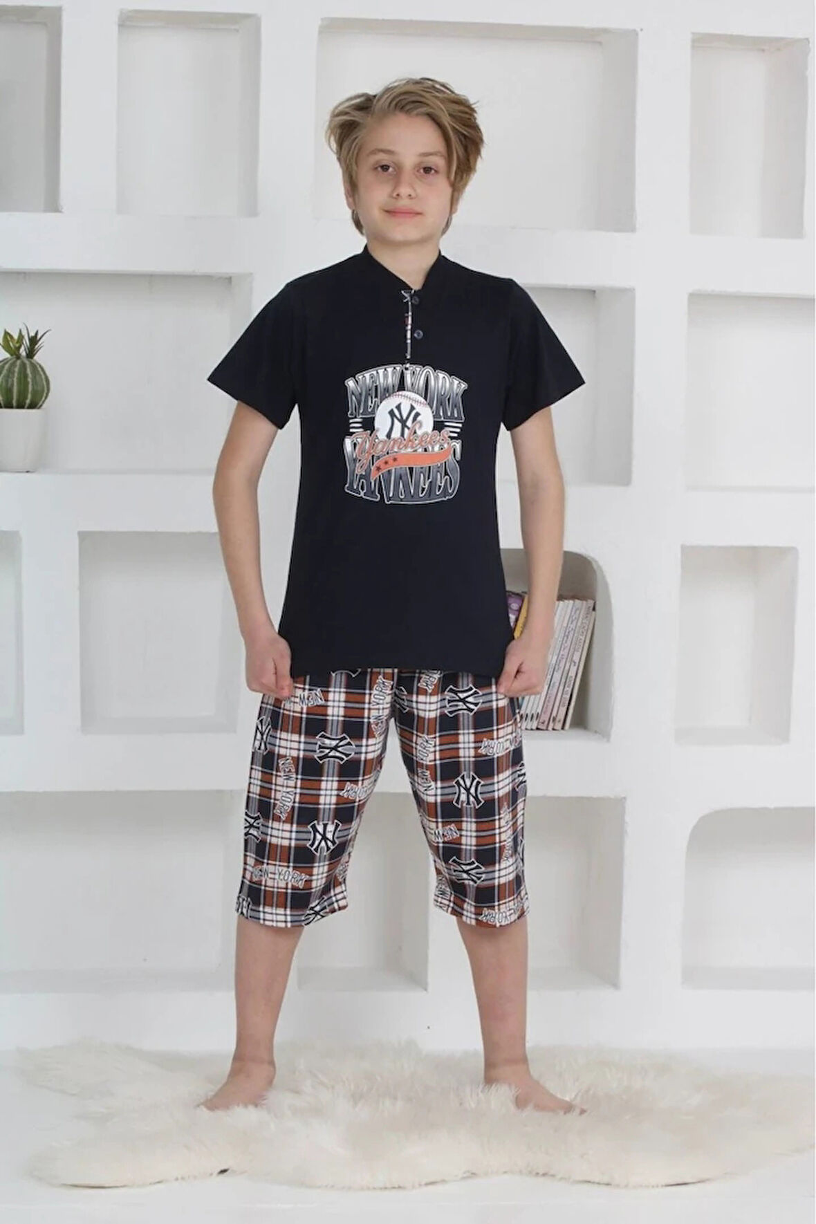 KAPİP Lacivert Newyork Baskılı Kısa Kollu Kaprili Erkek Çocuk Pijama Takımı 11-15 Yaş 5106-L