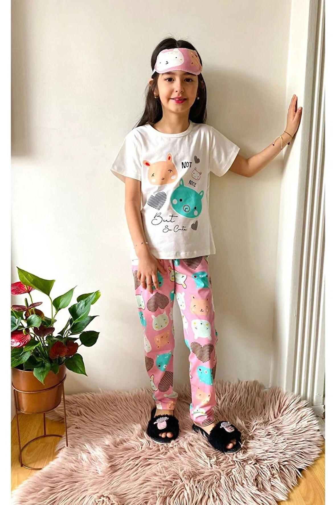 Kedicik Desenli Ekru Kız Çocuk Kısa Kol Pijama Takımı 4-12 Yaş 547