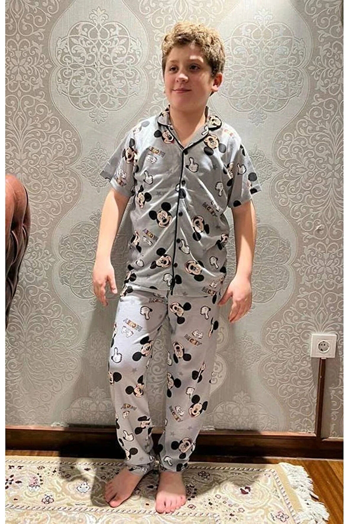 PJKÖ Mickey Desenli Gri Kısa Kollu Önden Düğmeli Erkek Çocuk Pijama Takımı 4-12 Yaş 703K