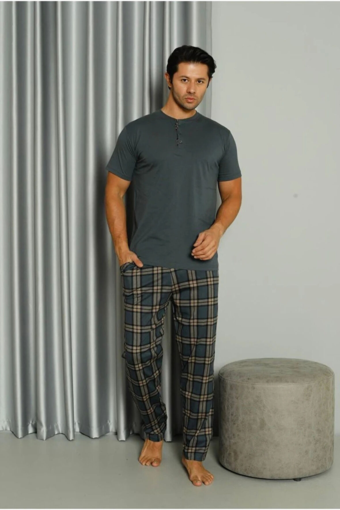 IŞILAY Füme Önden 3 Düğmeli Ekose Pijamalı Kısa Kollu Erkek Pijama Takımı 19041-F