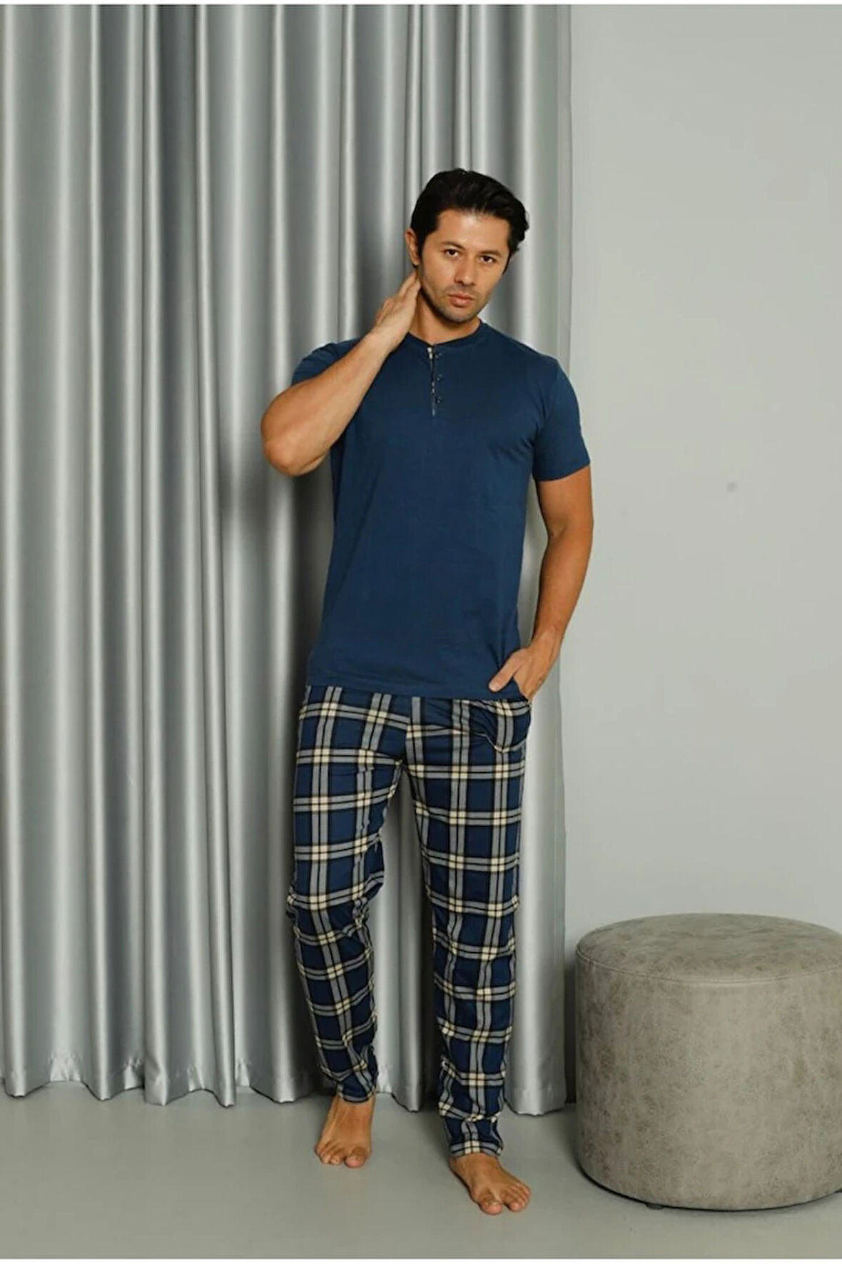 IŞILAY İndigo Önden 3 Düğmeli Ekose Pijamalı Kısa Kollu Erkek Pijama Takımı 19041-İ