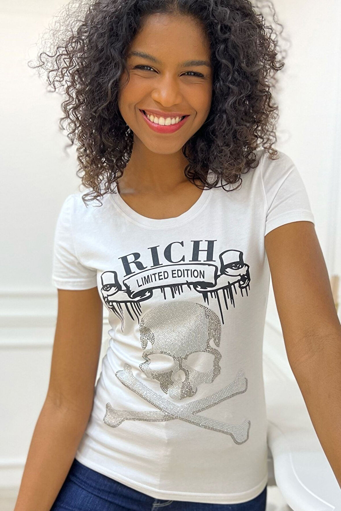 Kurukafa Crystal Taş Baskılı Dar Kesim Kısa Kol Pamuk Rahat Kadın Kırmızı T-shirt
