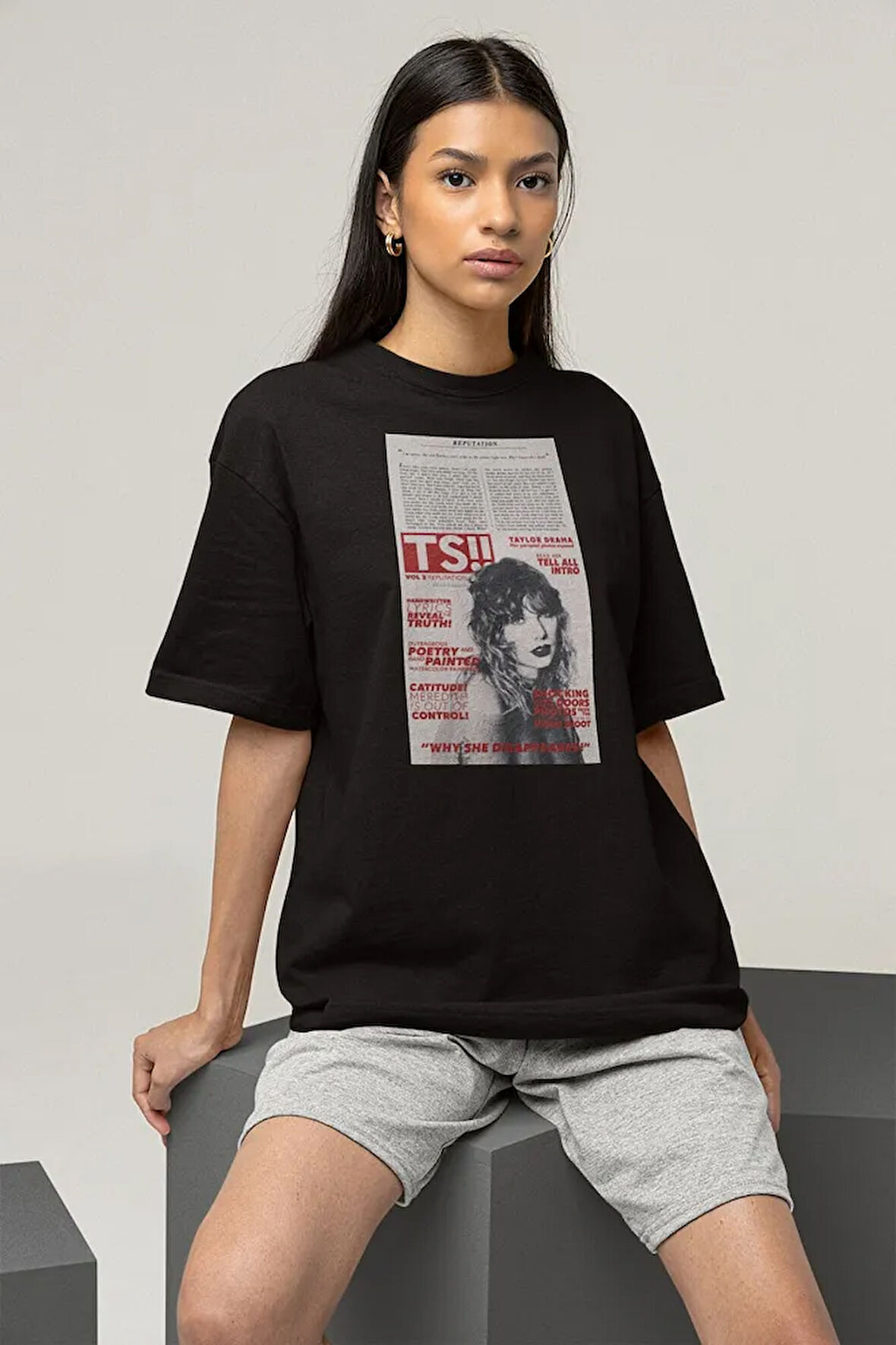 Gazete Temalı Taylor Swift Baskılı Unisex Oversize Şarkıcı Tişört