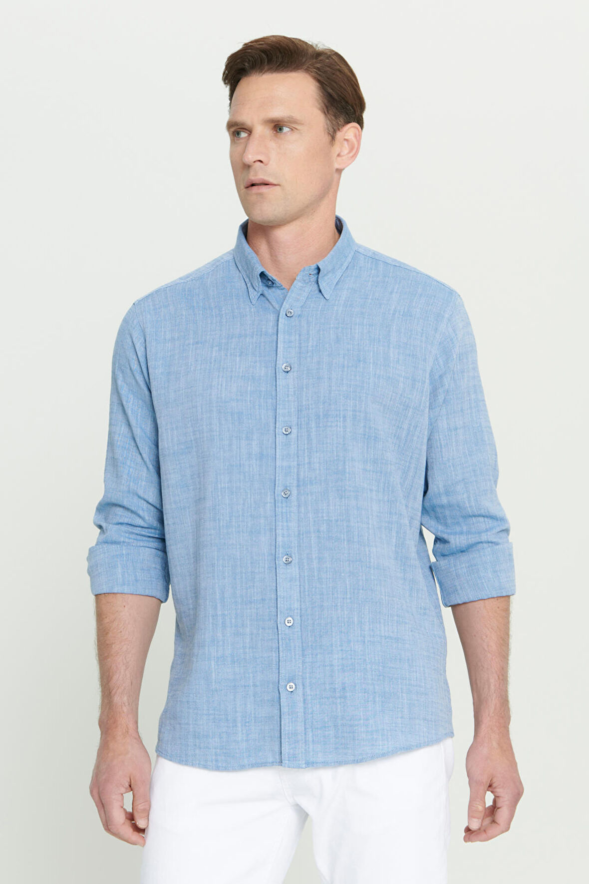 Comfort Fit Rahat Kesim %100 Pamuk Gizli Düğme Yaka Desenli Gömlek