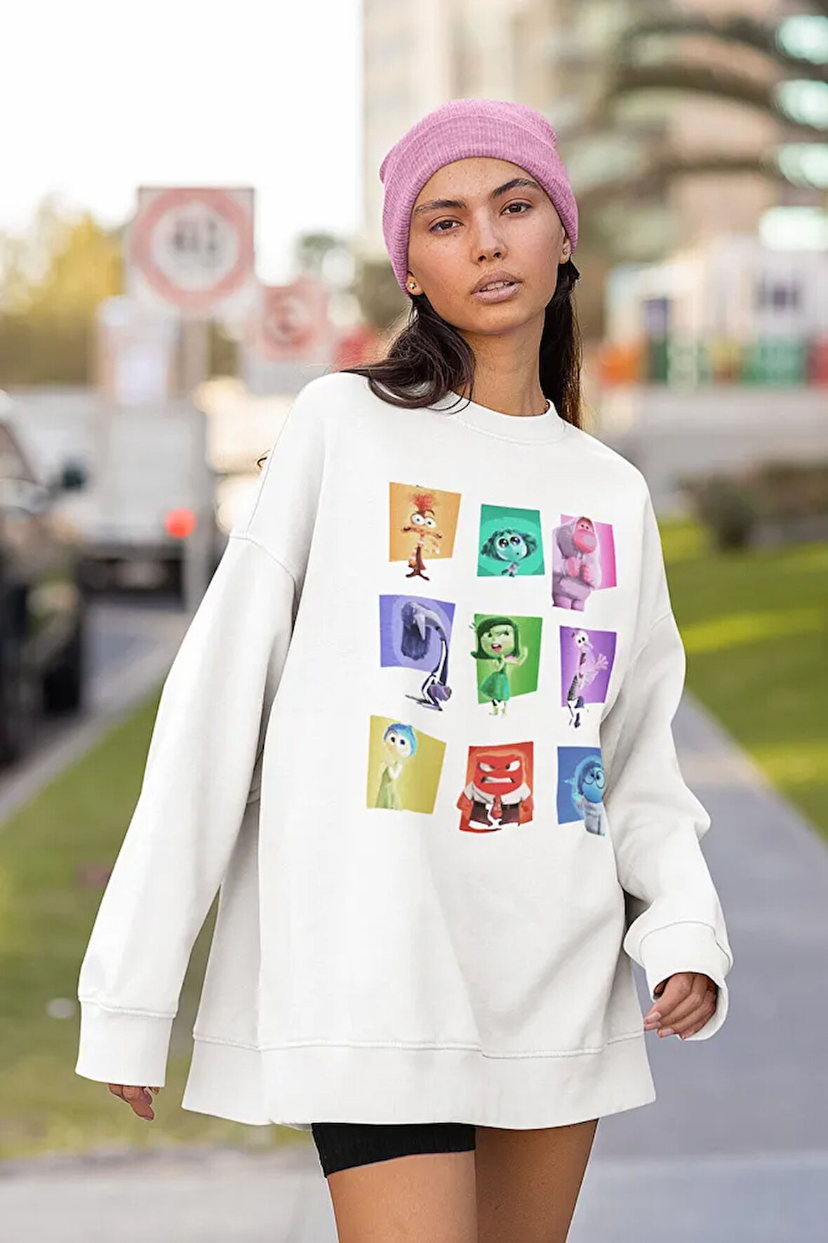 Ters Yüz Insiide Out Baskılı Unisex Oversize Çizgi Film Sweatshirt